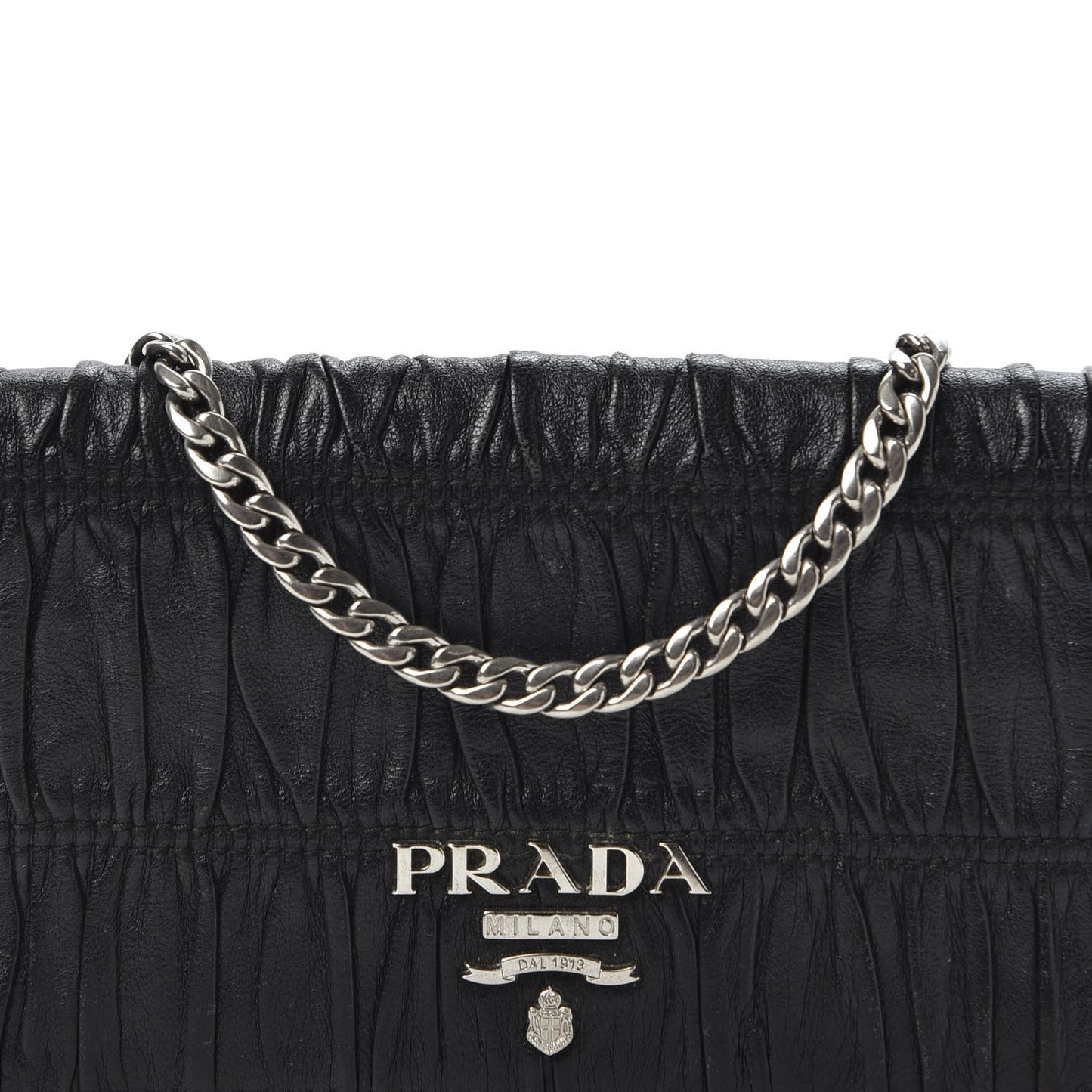 Nappa Gaufre Wallet On Chain Black