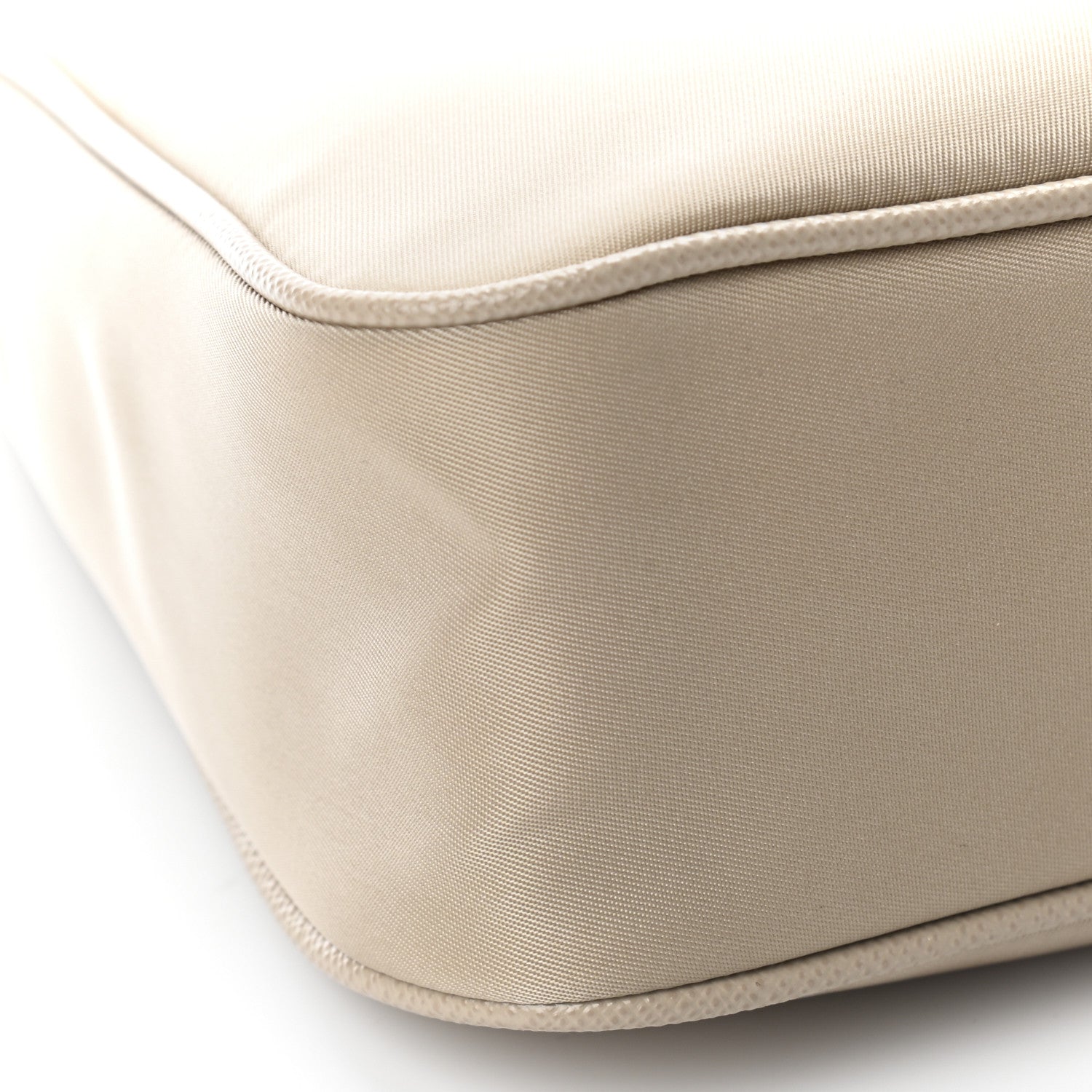 Prada Nylon Re-Edition 2005 Shoulder Bag Deserto 6 of 7
