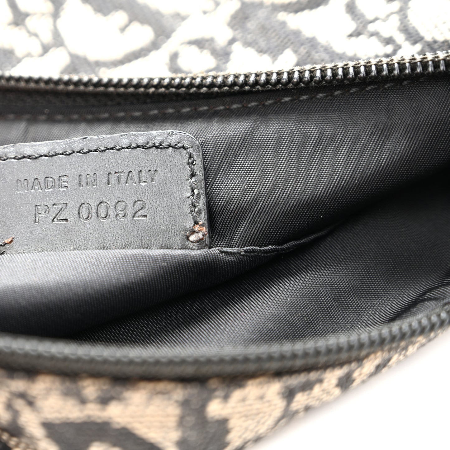 Monogram Shoulder Bag Pochette Black