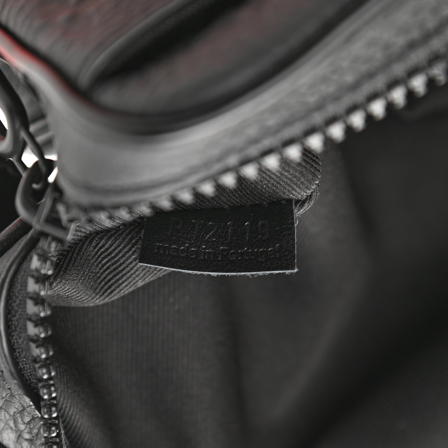 Taurillon Monogram Uniformes Solar Ray Soft Pochette Volga Belt Bag Black