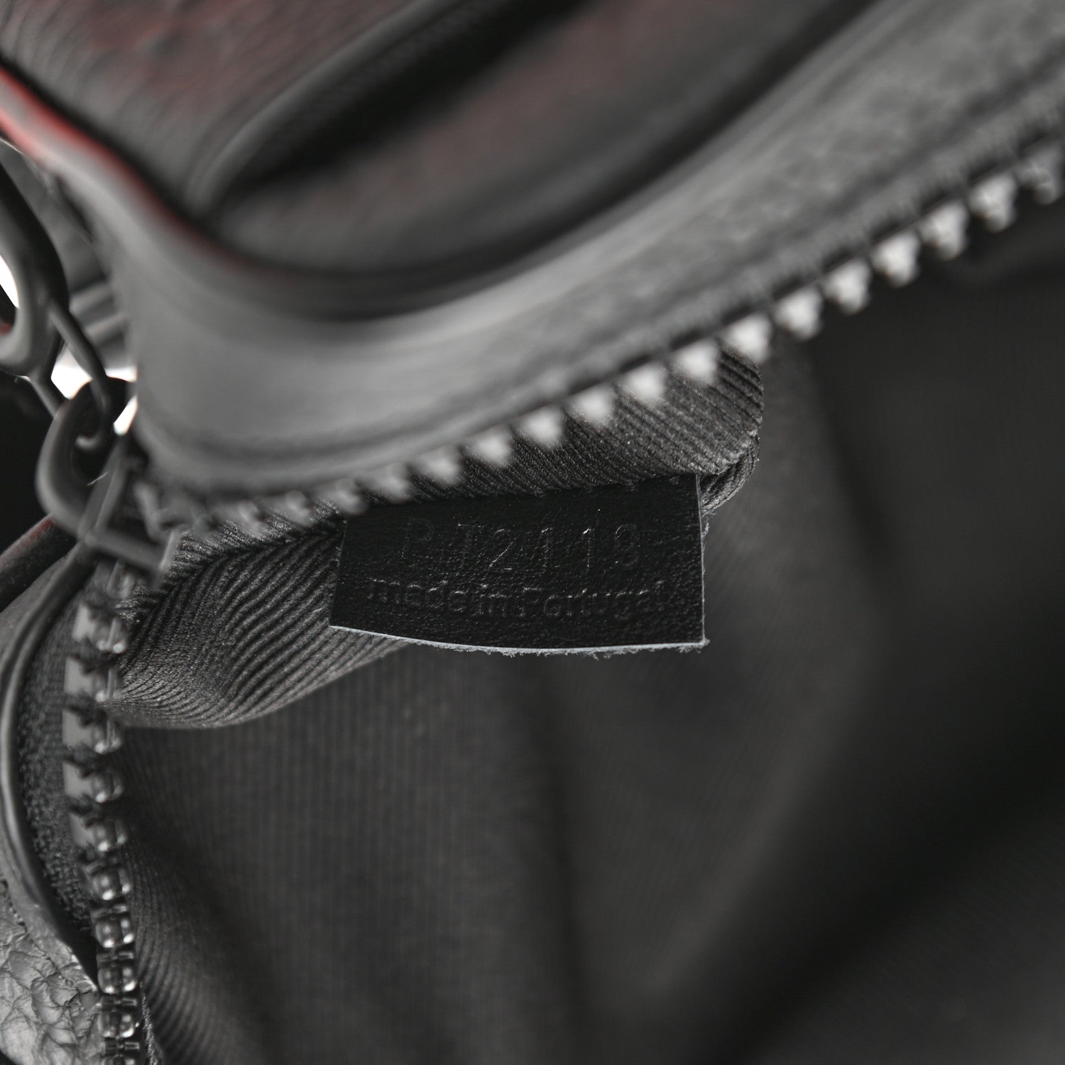 Louis Vuitton Taurillon Monogram Uniformes Solar Ray Soft Pochette Volga Belt Bag Black 6 of 11