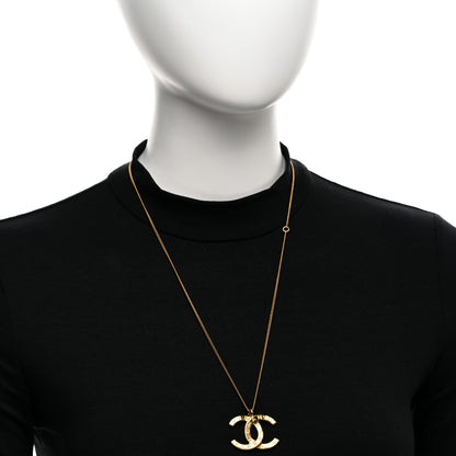 Chanel Metal CC Paris Button Necklace Gold 2 of 5