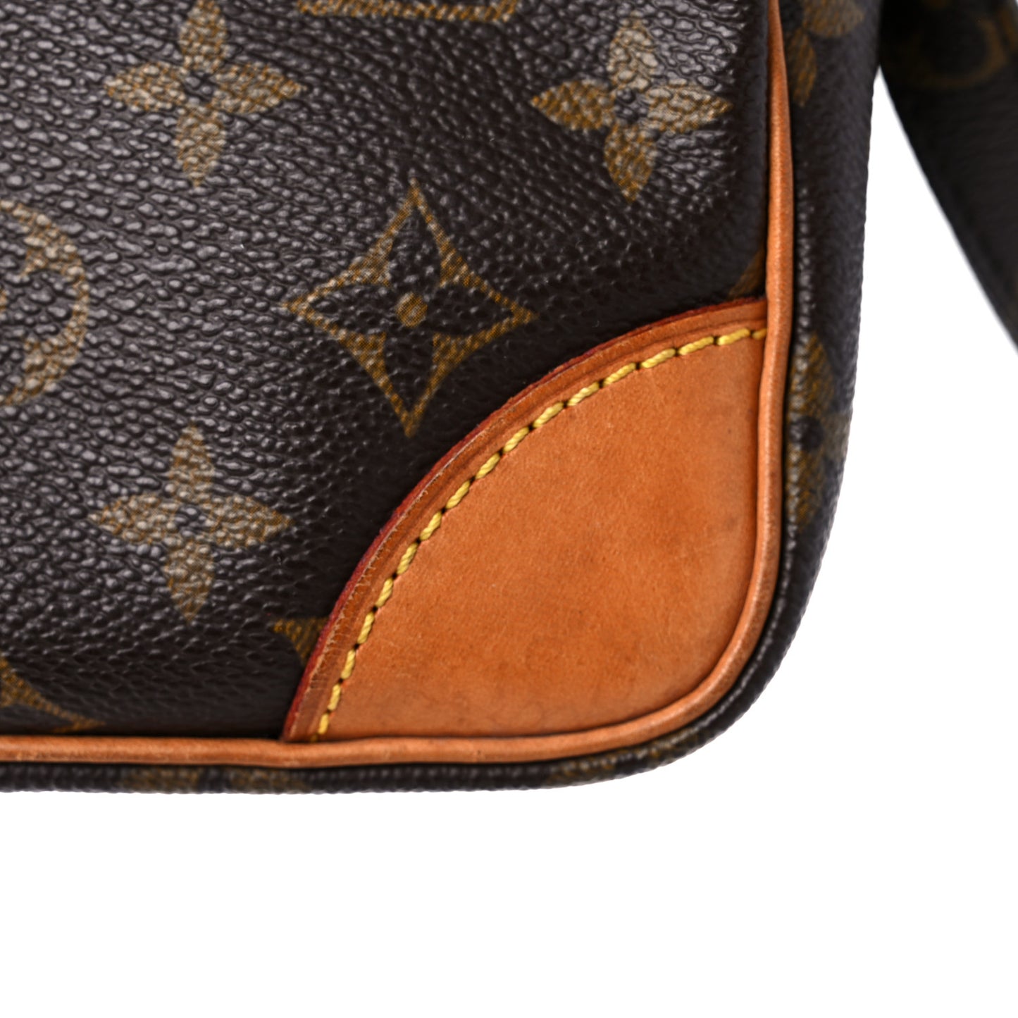 Monogram Amazone