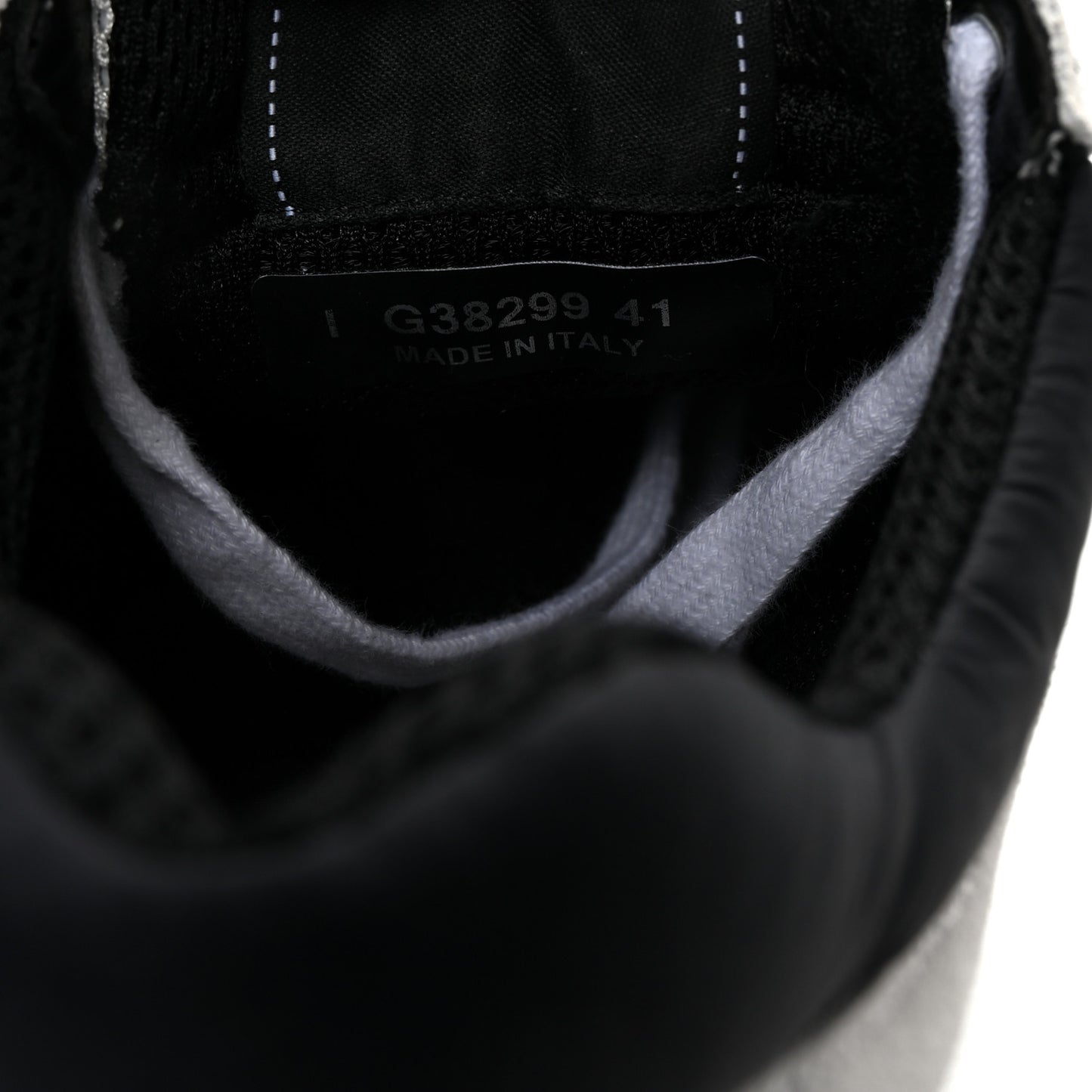 Mesh Suede Grained Calfskin Womens CC Sneakers 41 White Black