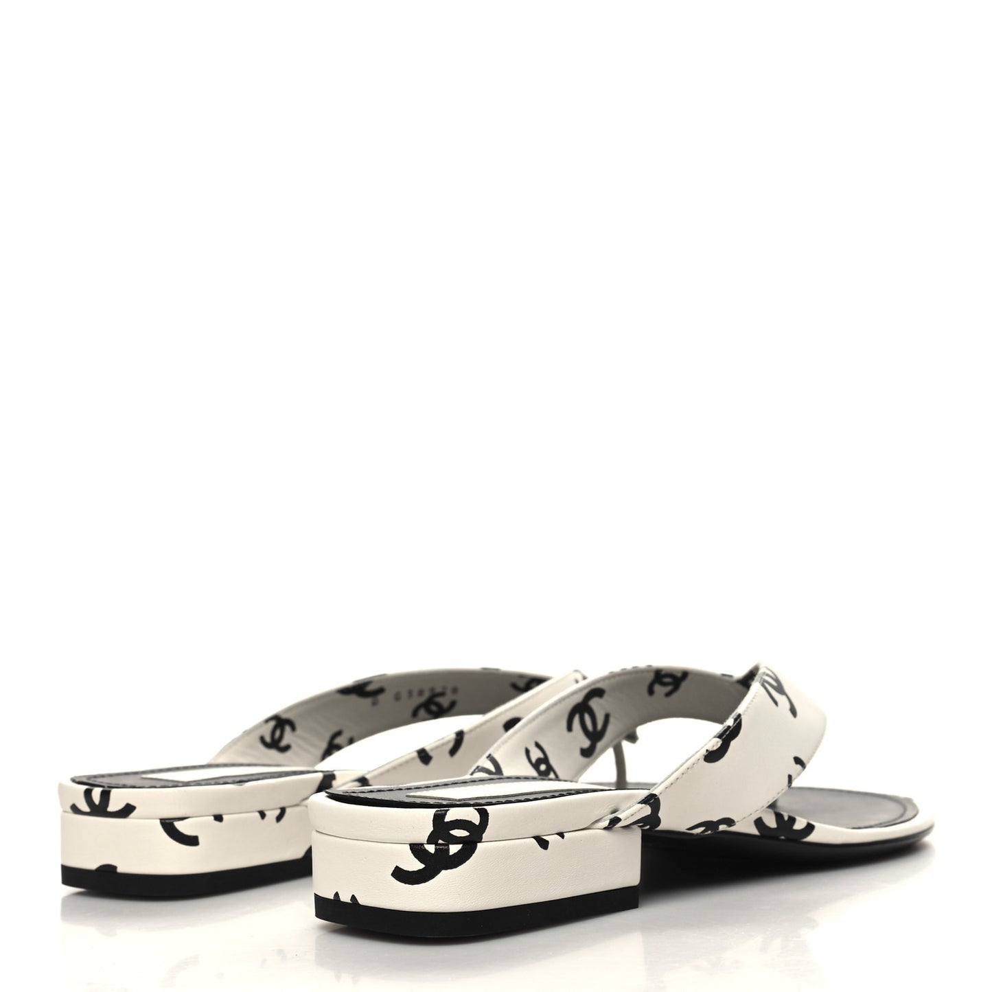 Lambskin Printed CC Thong Sandals 38 White Black
