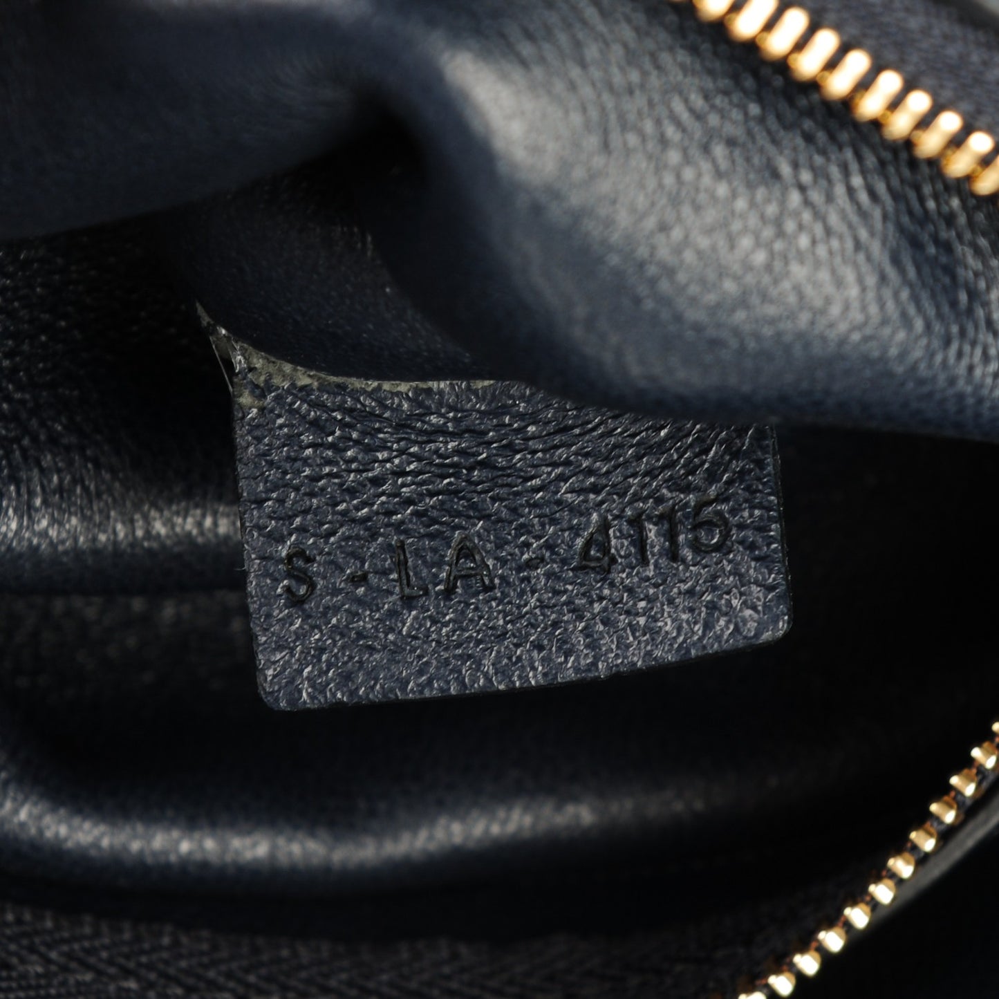 Crocodile Embossed Nubuck Small Belt Cabas Phantom Navy Blue