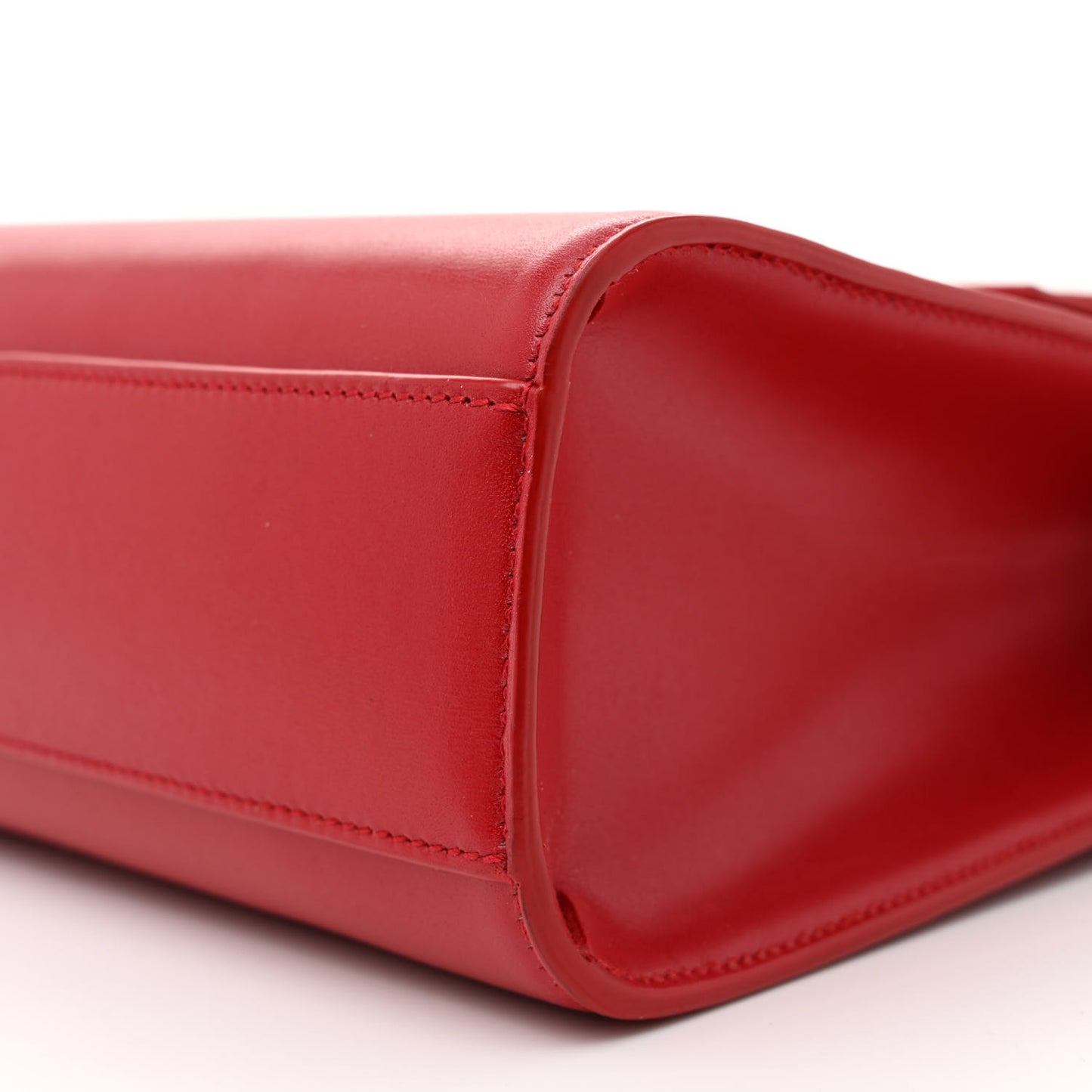 Smooth Calfskin Manhattan Shoulder Bag Rouge Eros