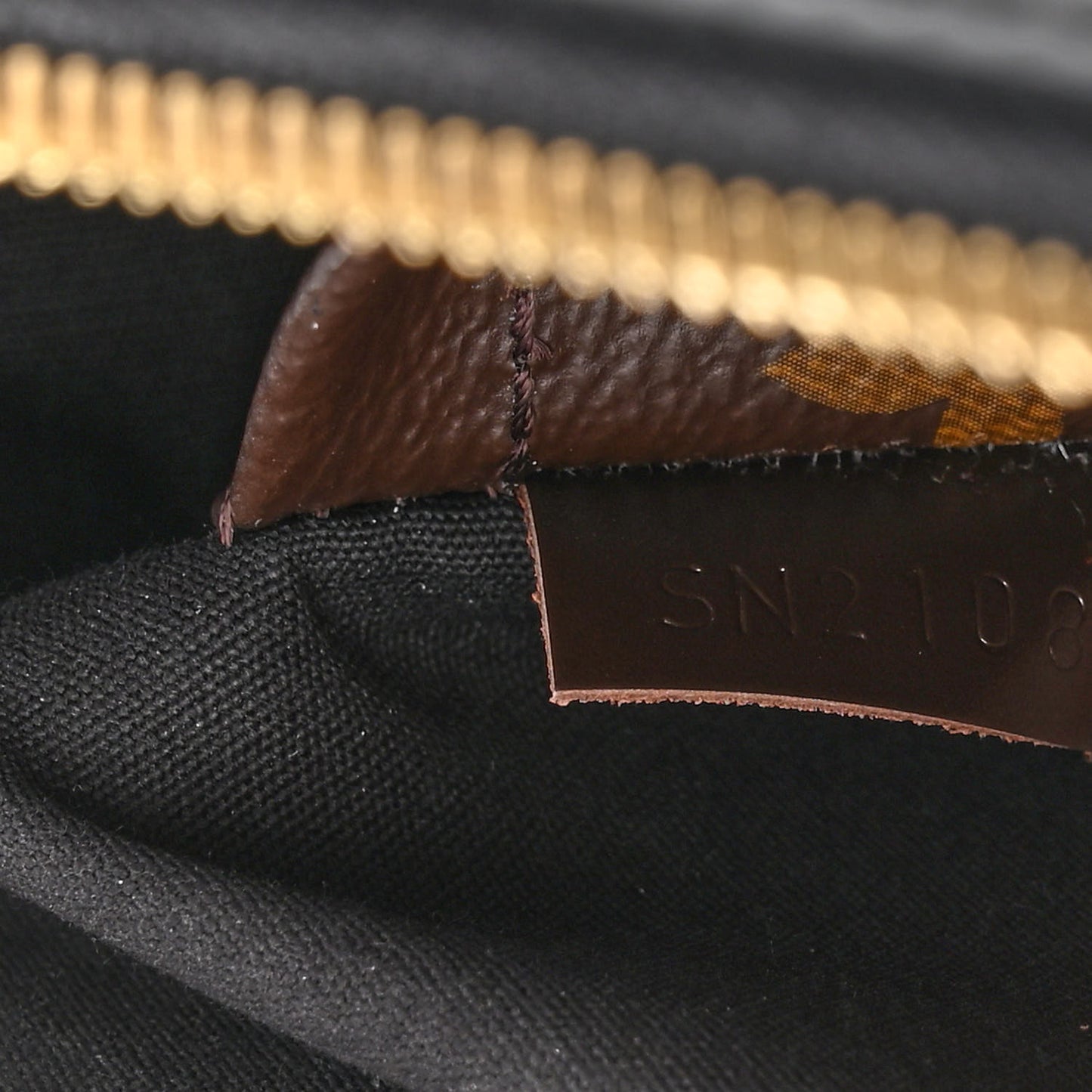 Patent Calfskin Miroir Tote Black