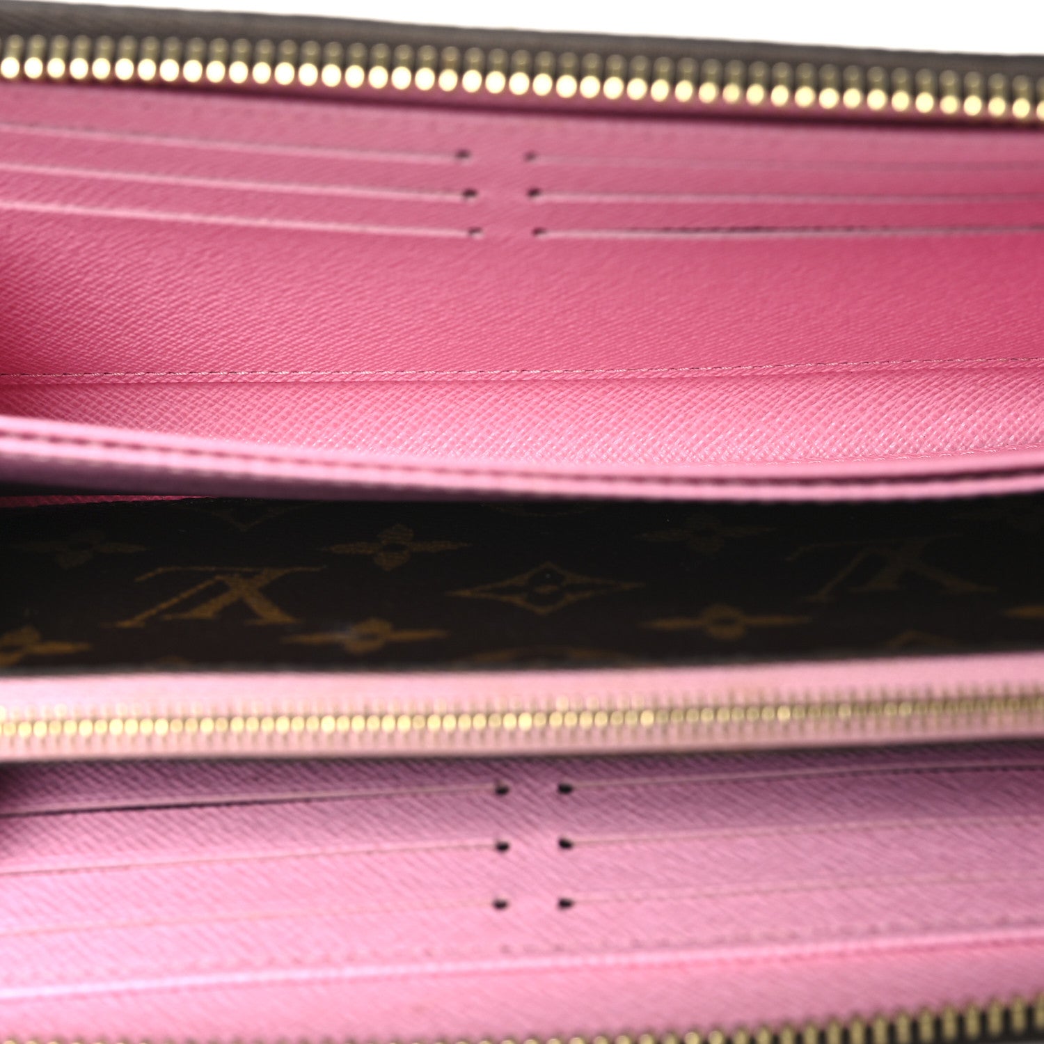 Louis Vuitton Monogram 2023 Christmas Animation Alpine Zippy Wallet Pink 5 of 7