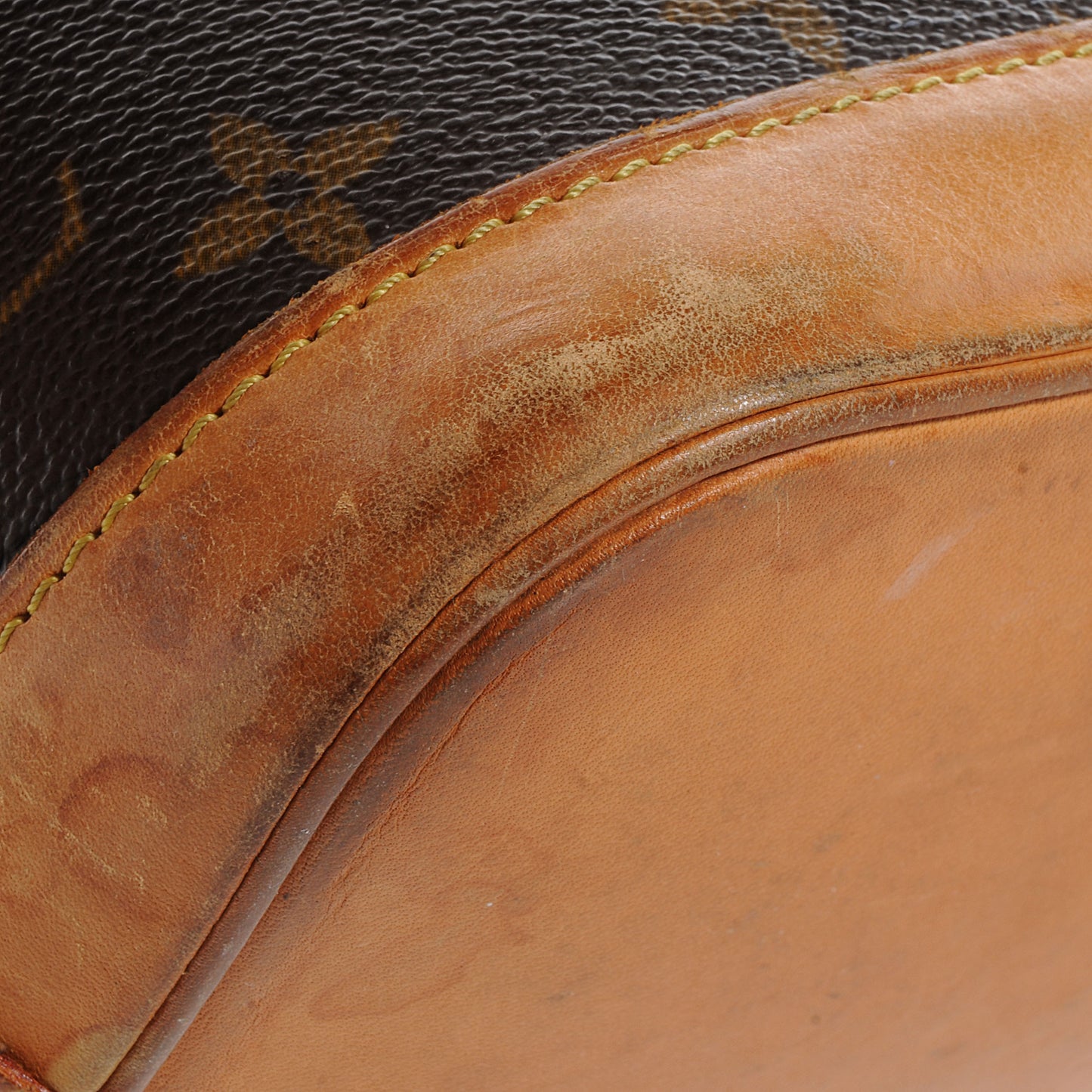 Monogram Alma PM