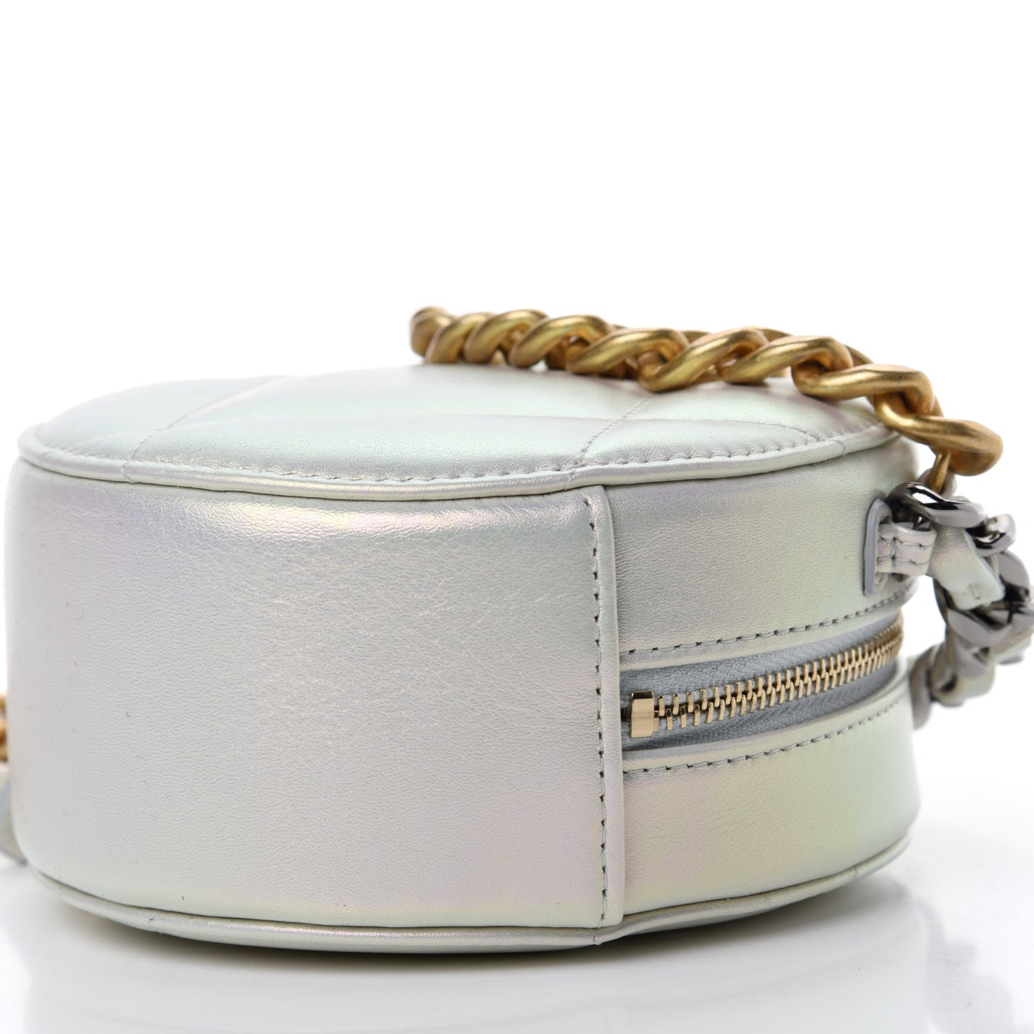 Chanel Iridescent Calfskin Quilted 19 Round Clutch With Chain White 7 of 10