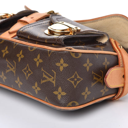 Louis Vuitton Monogram Hudson PM 16 of 20
