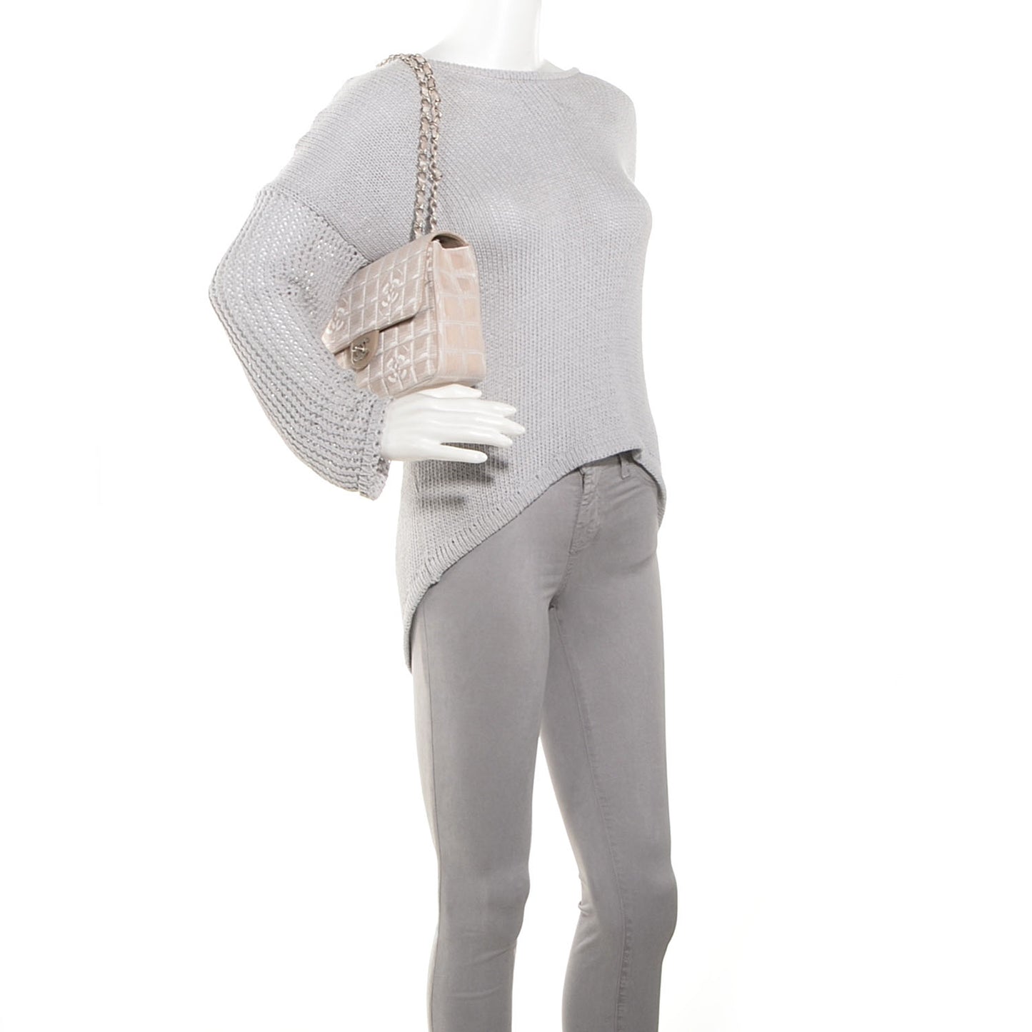 Nylon Travel Medium Flap Light Beige