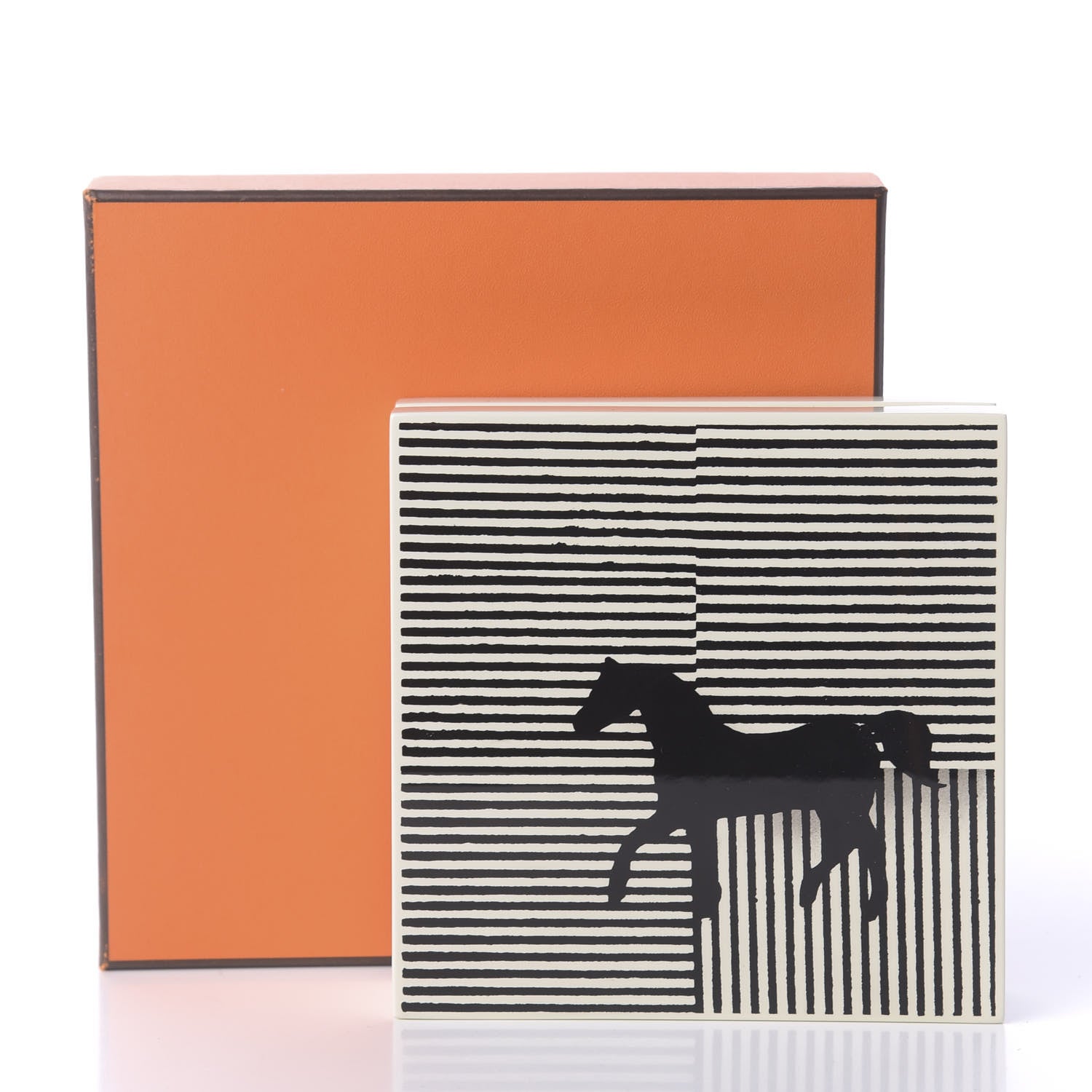 Hermes Lacquered Wood Small Un Cavallo Decorative Box 8 of 8