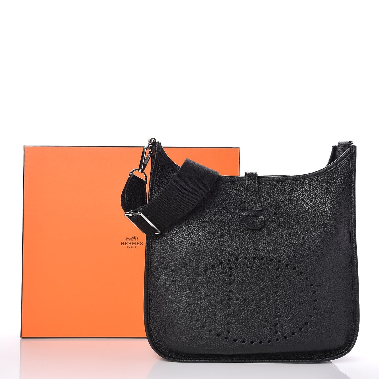 Taurillon Clemence Evelyne III PM Black