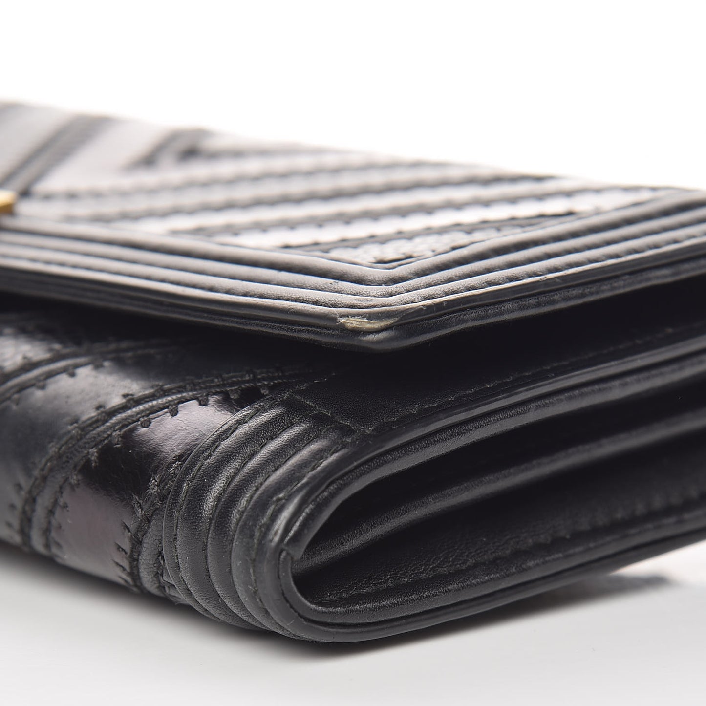 Calfskin Caviar Quilted Chevron Mixed Boy Wallet On Removable Chain Black