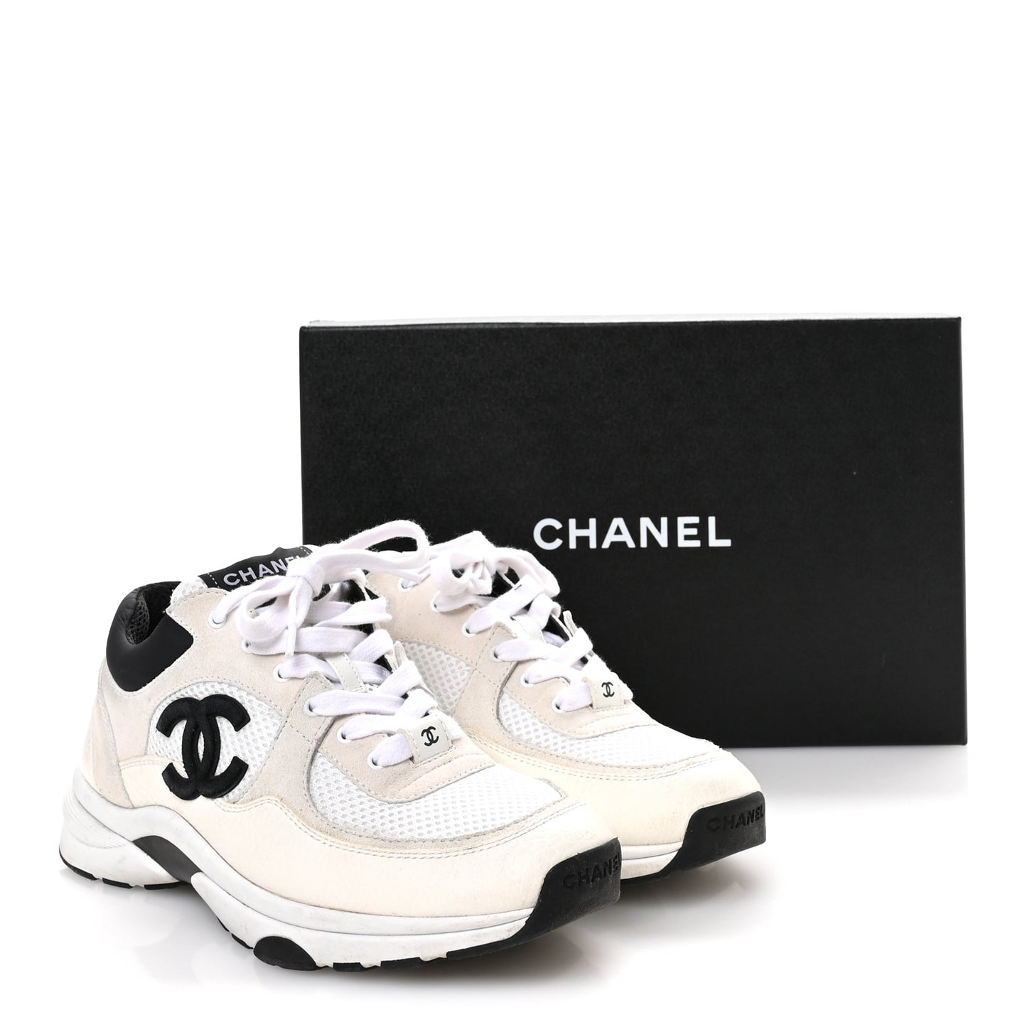 Mesh Suede Calfskin Grained Calfskin Womens CC Sneakers 38.5 White Black
