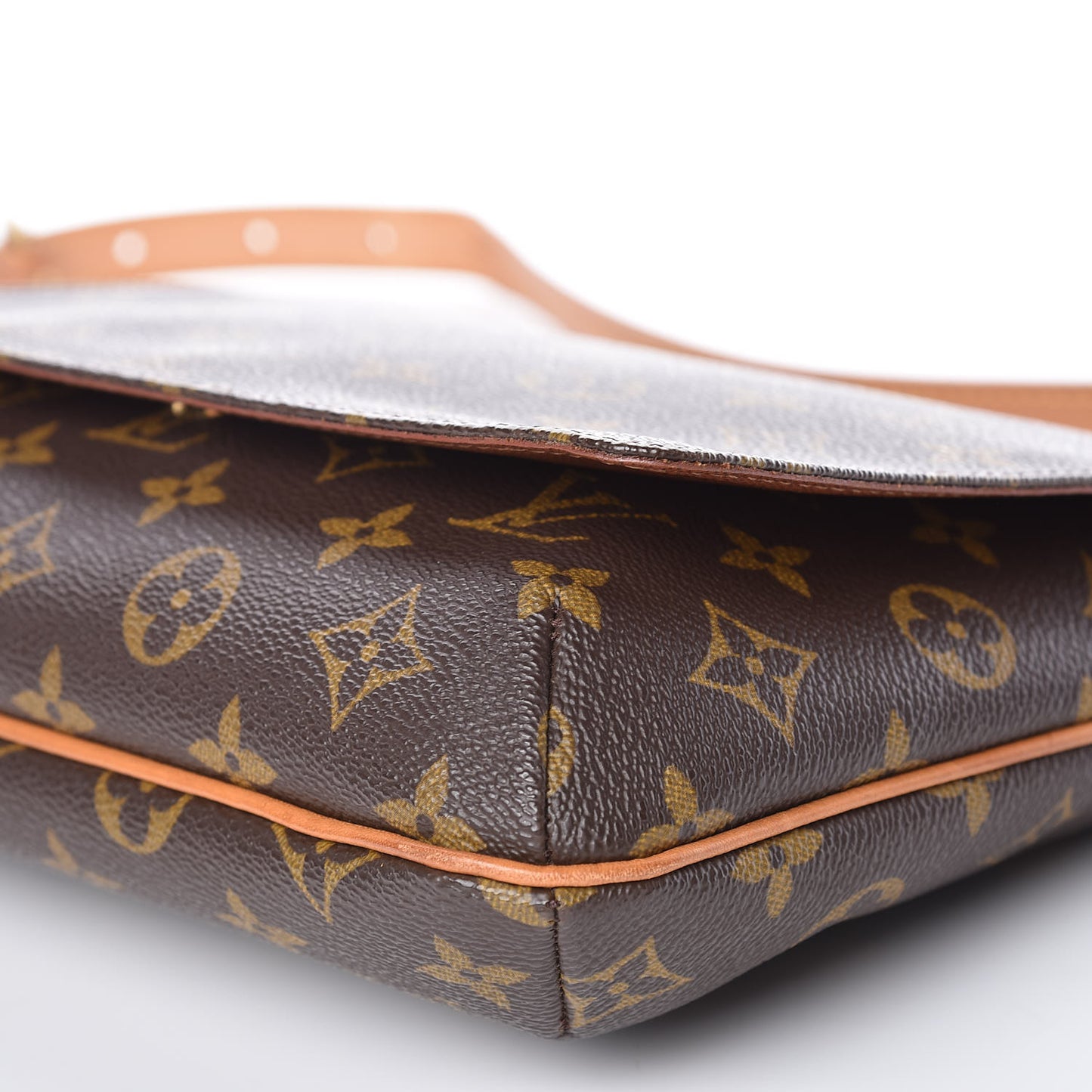 Monogram Musette Tango