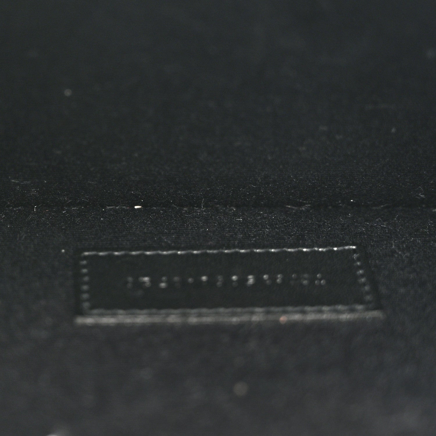 Saint Laurent Calfskin Zip Clutch Black 1862038 – FASHIONPHILE
