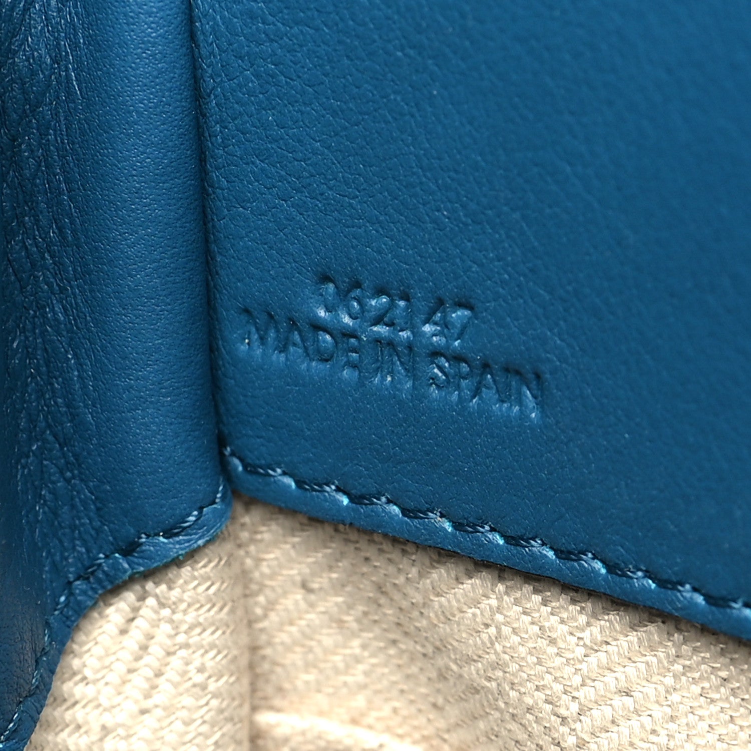 Loewe X SPIRITED AWAY Calfskin Bo Mouse Mini Hammock Shoulder Bag Lagoon Blue 8 of 12