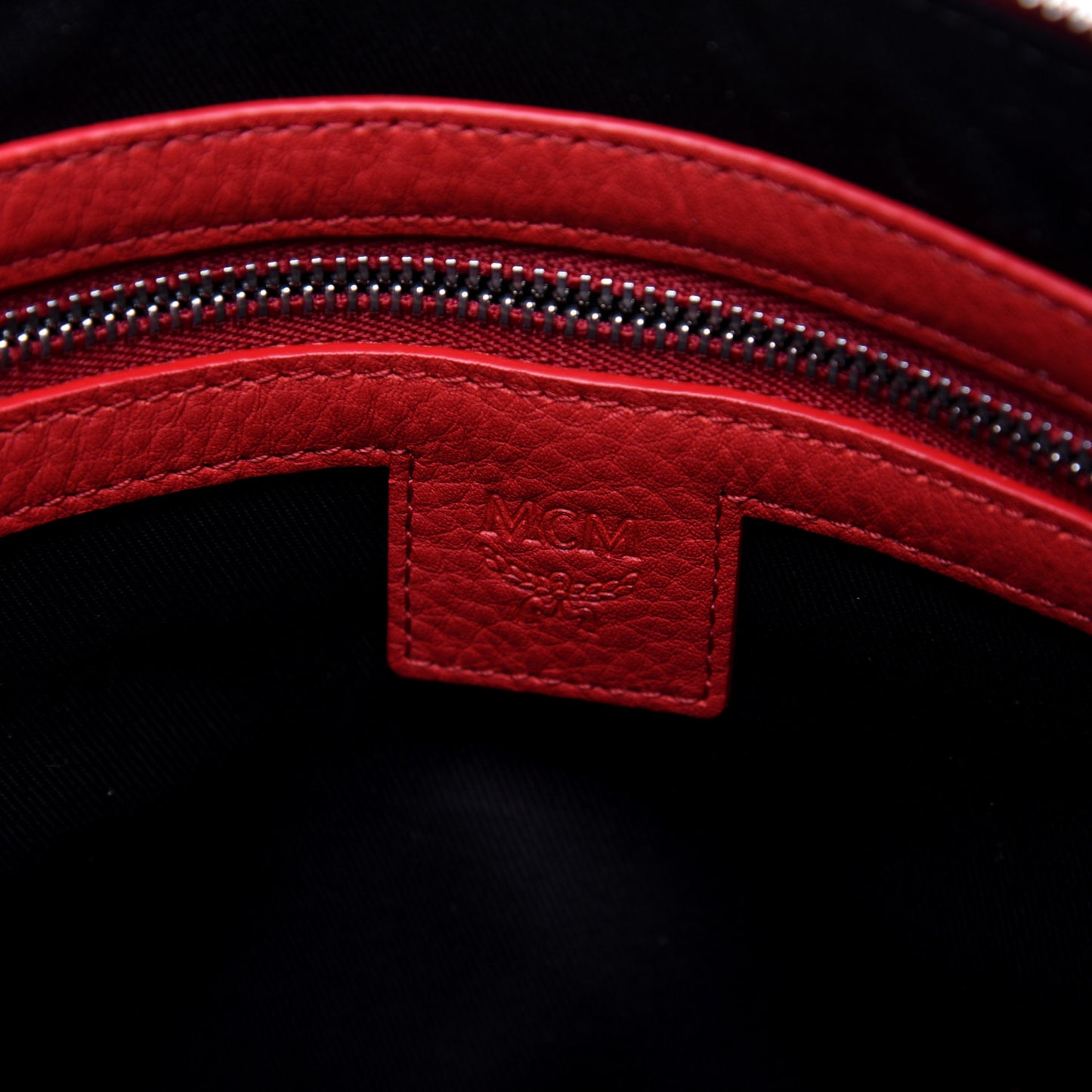 Visetos Crossbody Pouch Black Red