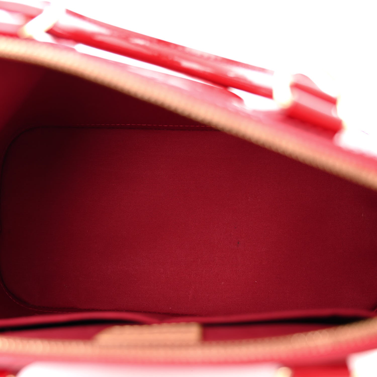 Louis Vuitton Vernis Alma PM Pomme D'Amour 5 of 11