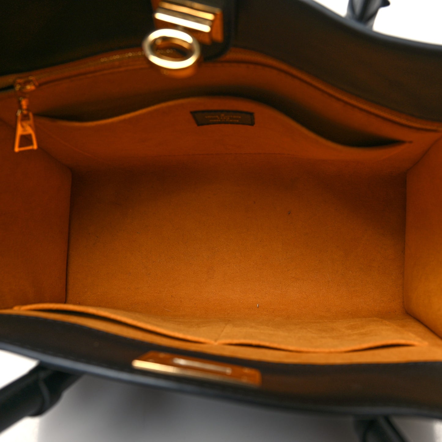 Calfskin Monogram Tufting On My Side Black