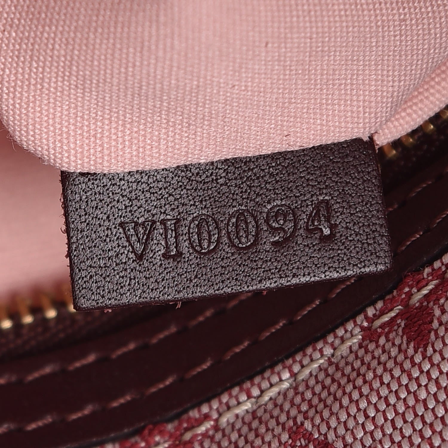 Louis Vuitton Mini Monogram Besace Mary Kate Cherry 11 of 12