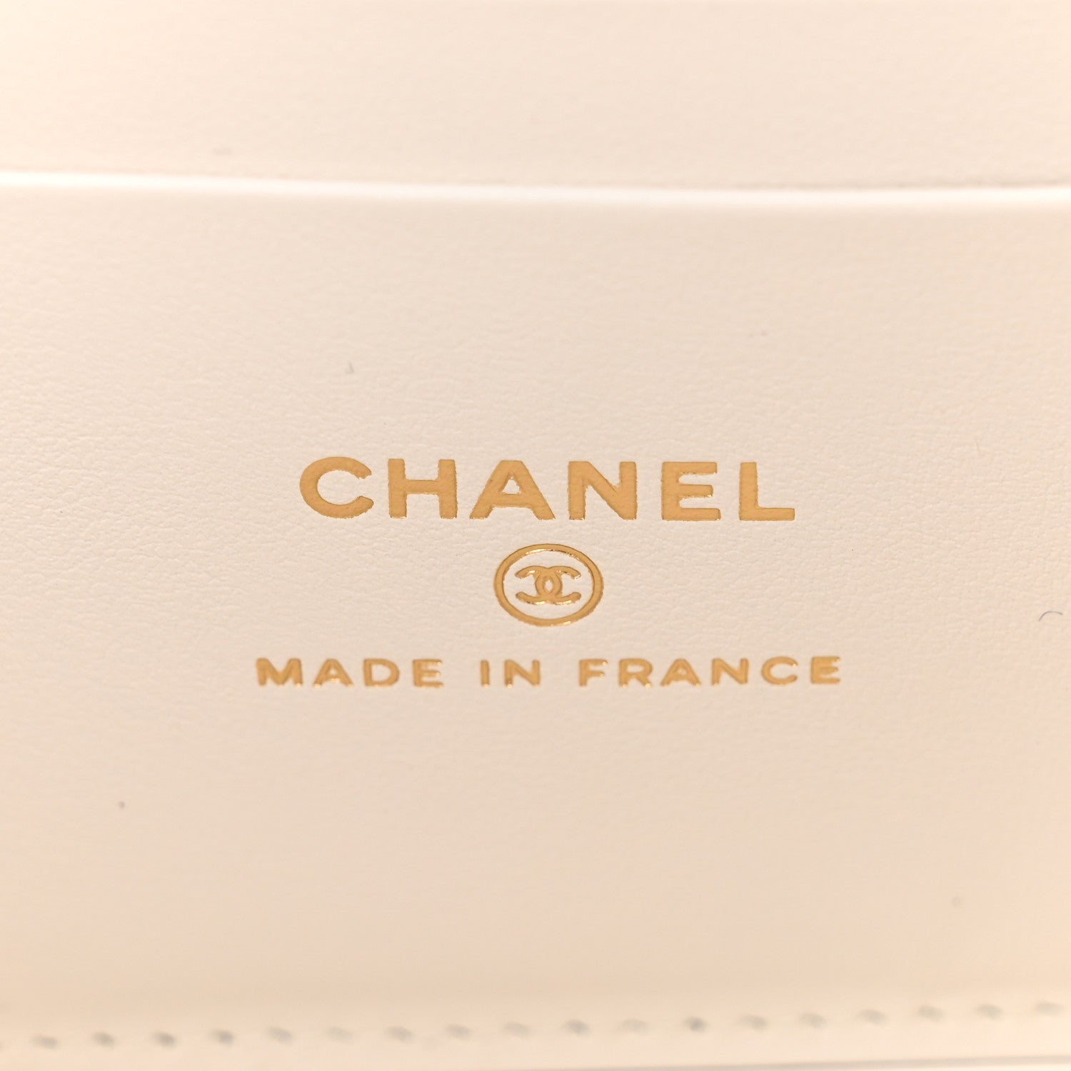 Chanel Caviar Quilted Enamel Coco Casino Small Vanity Case With Chain White 6 of 10
