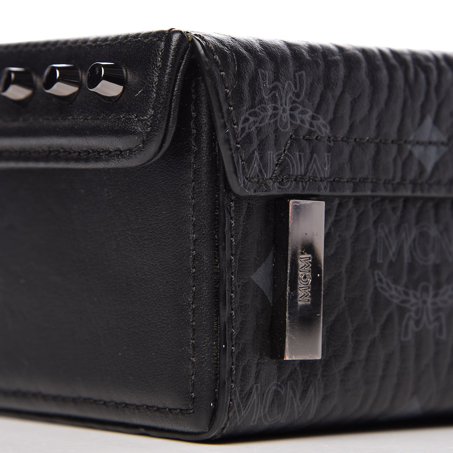 Visetos Small Berlin Crossbody Black
