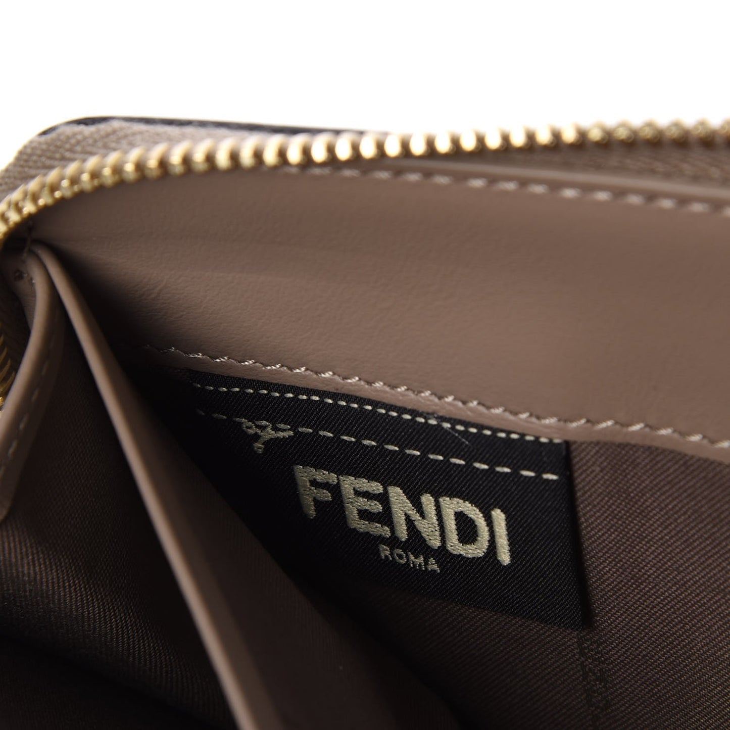 Vitello Cruise F is Fendi Zip Around Wallet Tortora
