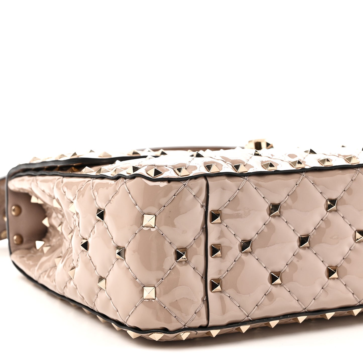 Patent Medium Rockstud Spike Shoulder Bag Poudre