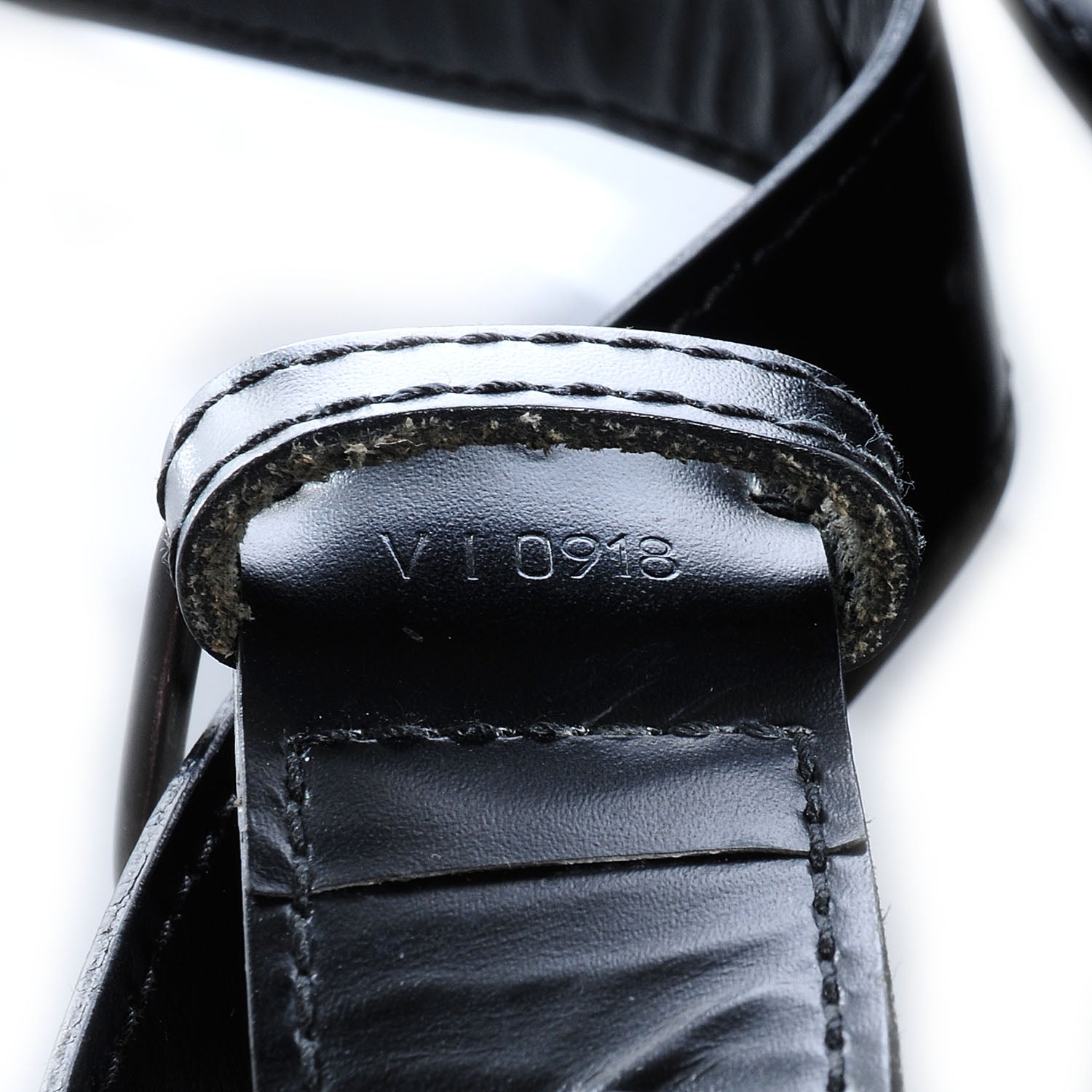 Louis Vuitton Epi Sac D'Epaule Black 6 of 6