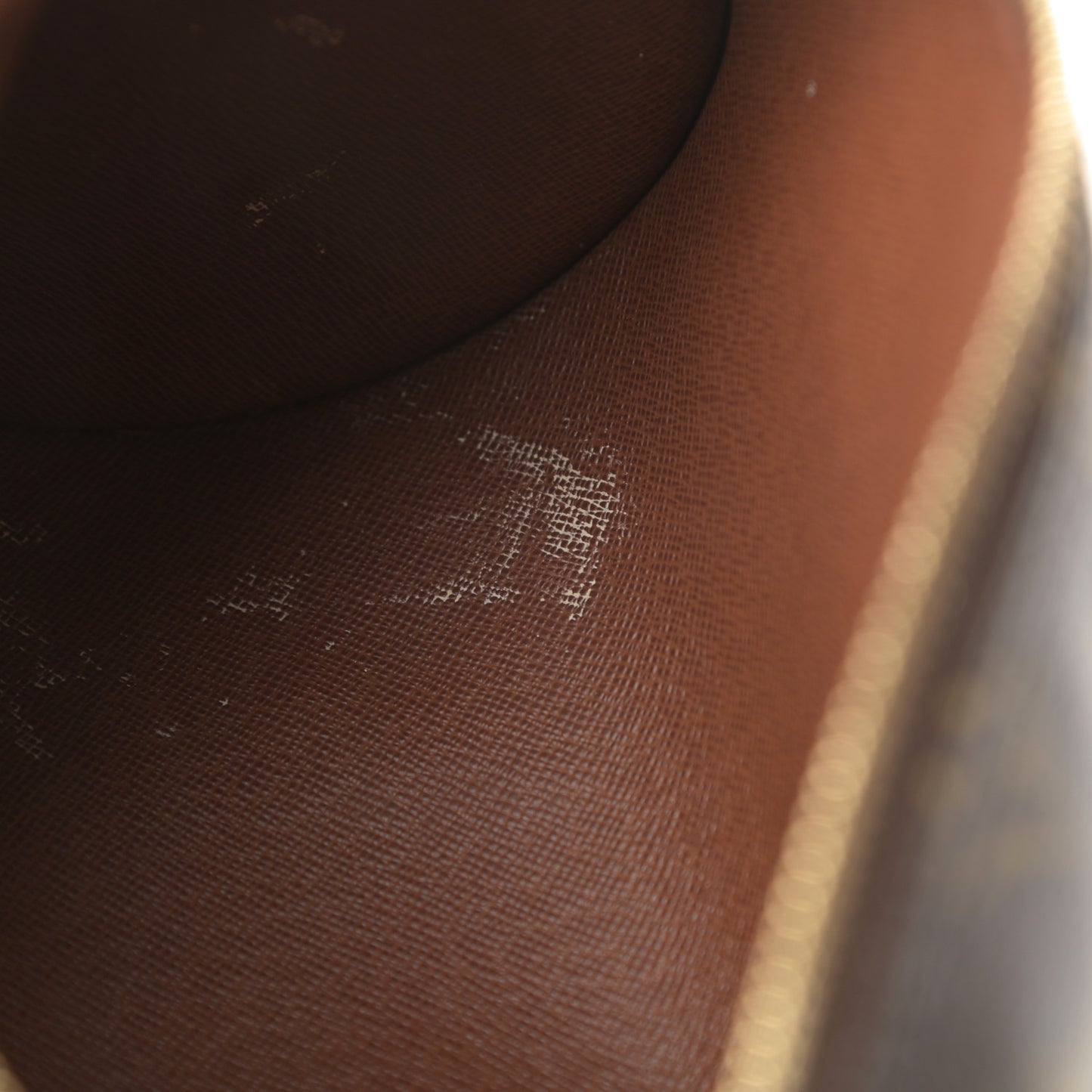 Monogram Papillon 26