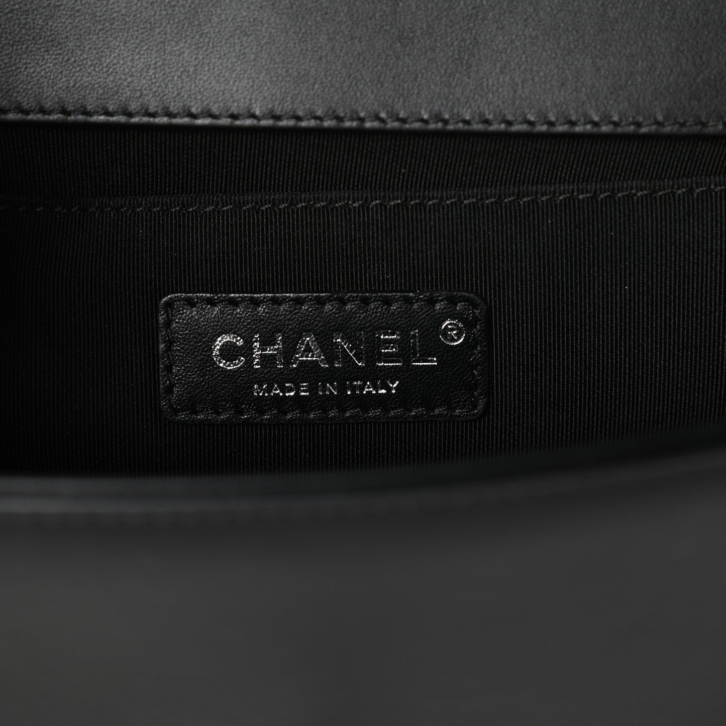Calfskin Painted Chevron Embossed Medium Boy Flap Black