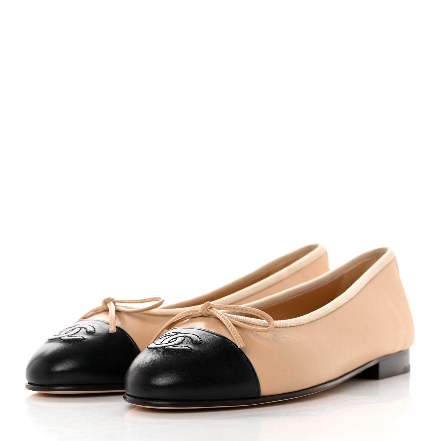 Lambskin Cap Toe CC Ballerina Flats 36 Beige Black