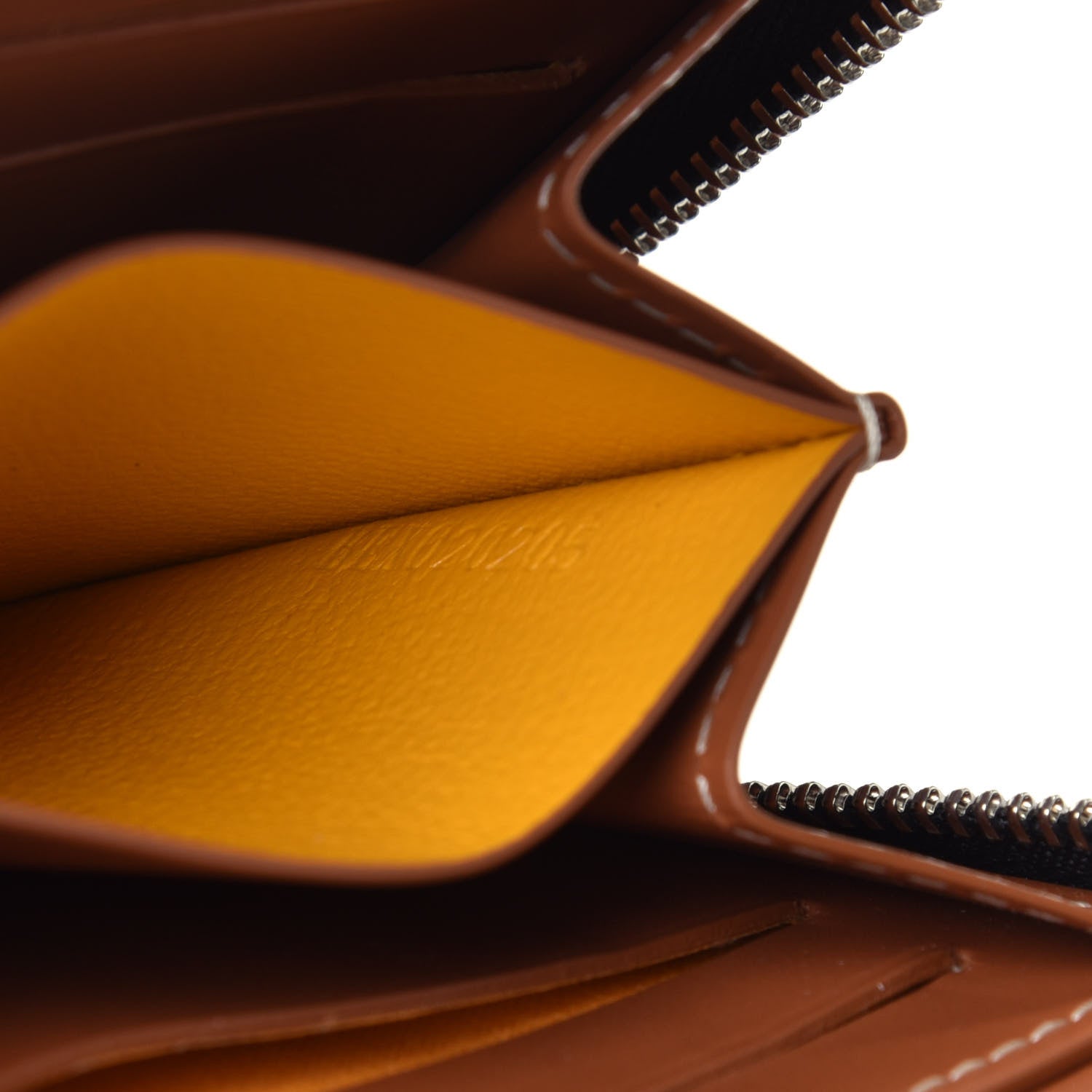 Goyard Goyardine Matignon PM Wallet Black Gold 7 of 8