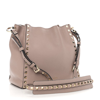 Valentino Garavani Grained Calfskin Rockstud Bucket Bag Poudre 2 of 9