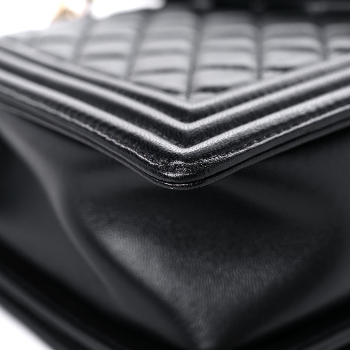 Lambskin Quilted New Medium Boy Flap Black