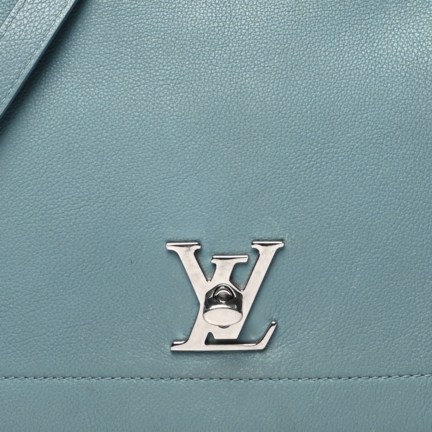 Louis Vuitton Soft Calfskin Lockme II Top Handle Sky 7 of 16