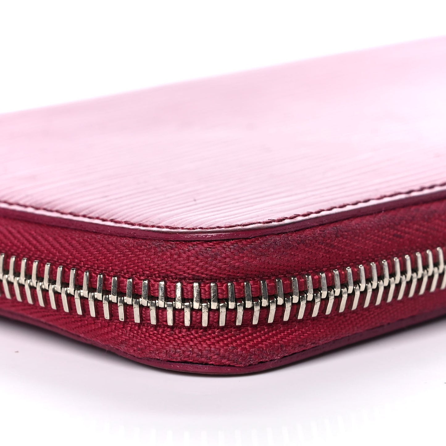 Epi Zippy Compact Wallet Fuchsia