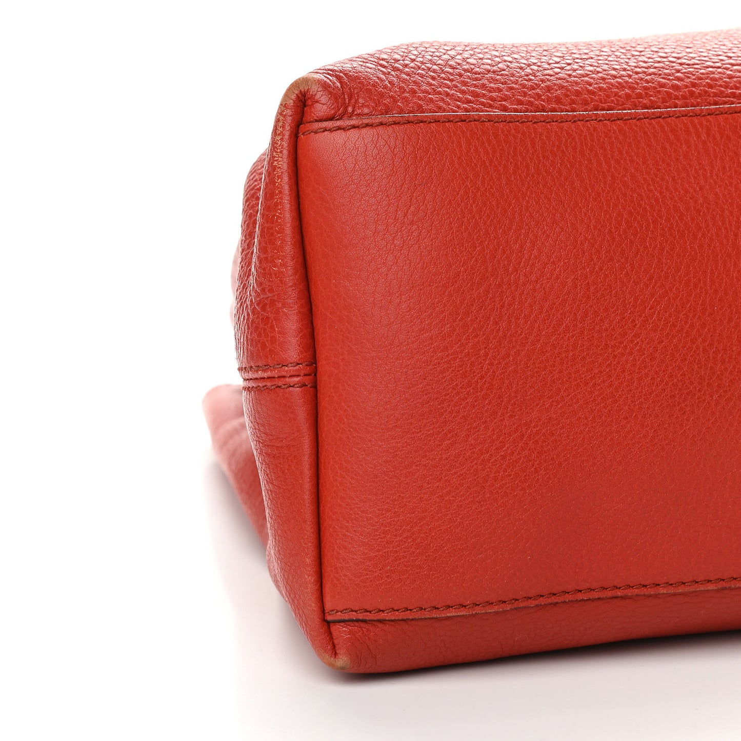 Pebbled Calfskin Medium Soho Chain Shoulder Bag Tabasco Red