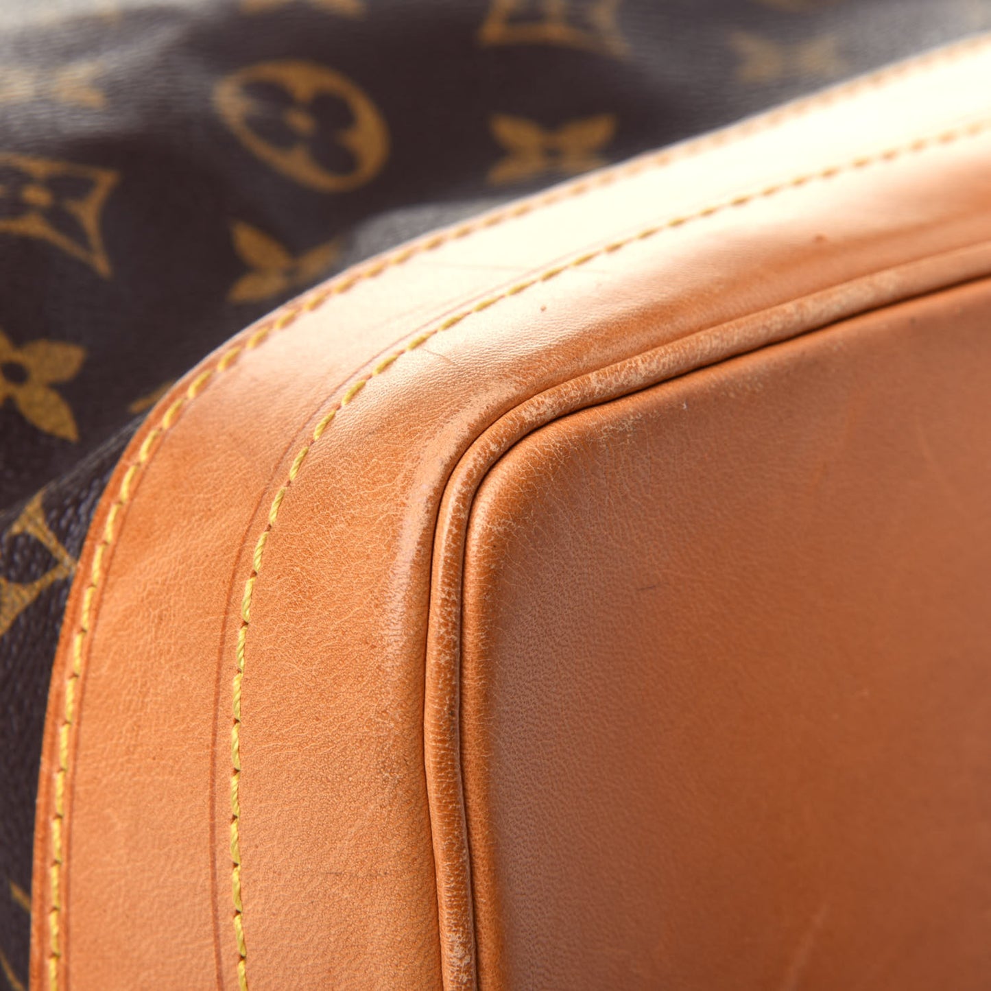 Monogram Noe