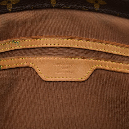 Louis Vuitton Monogram Cabas Mezzo 6 of 11