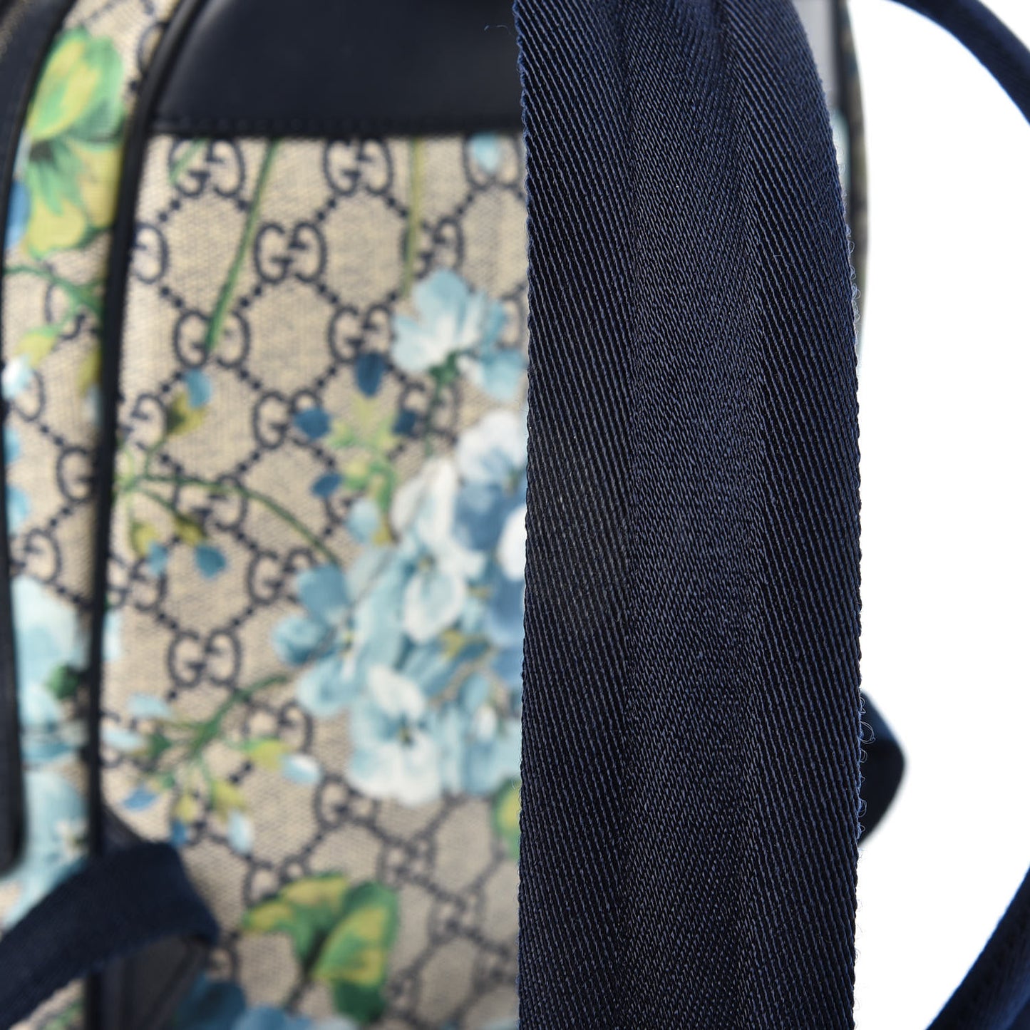 GG Supreme Monogram Blooms Small Day Backpack Blue