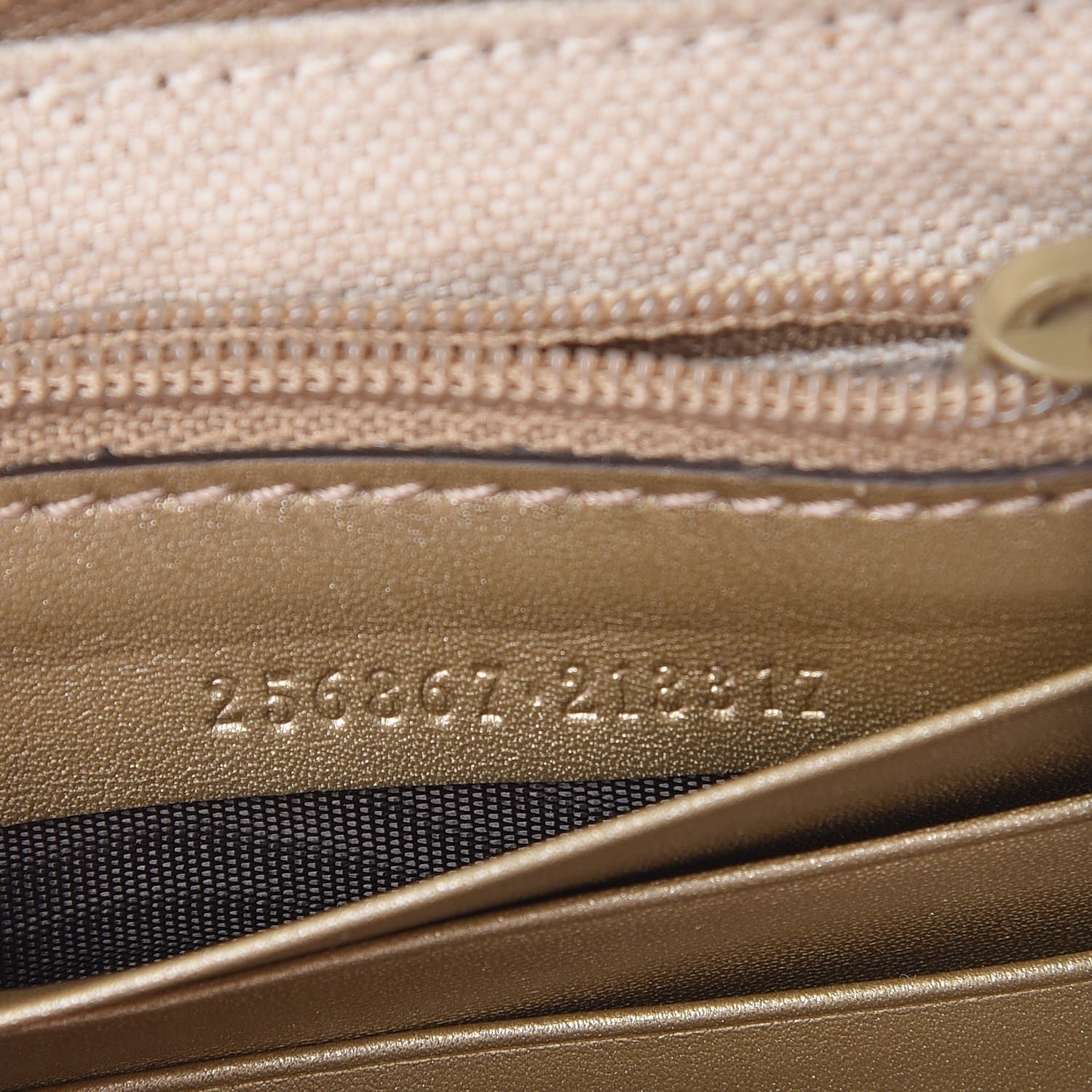 Gucci Monogram Mayfair Wristlet Champagne 7 of 8