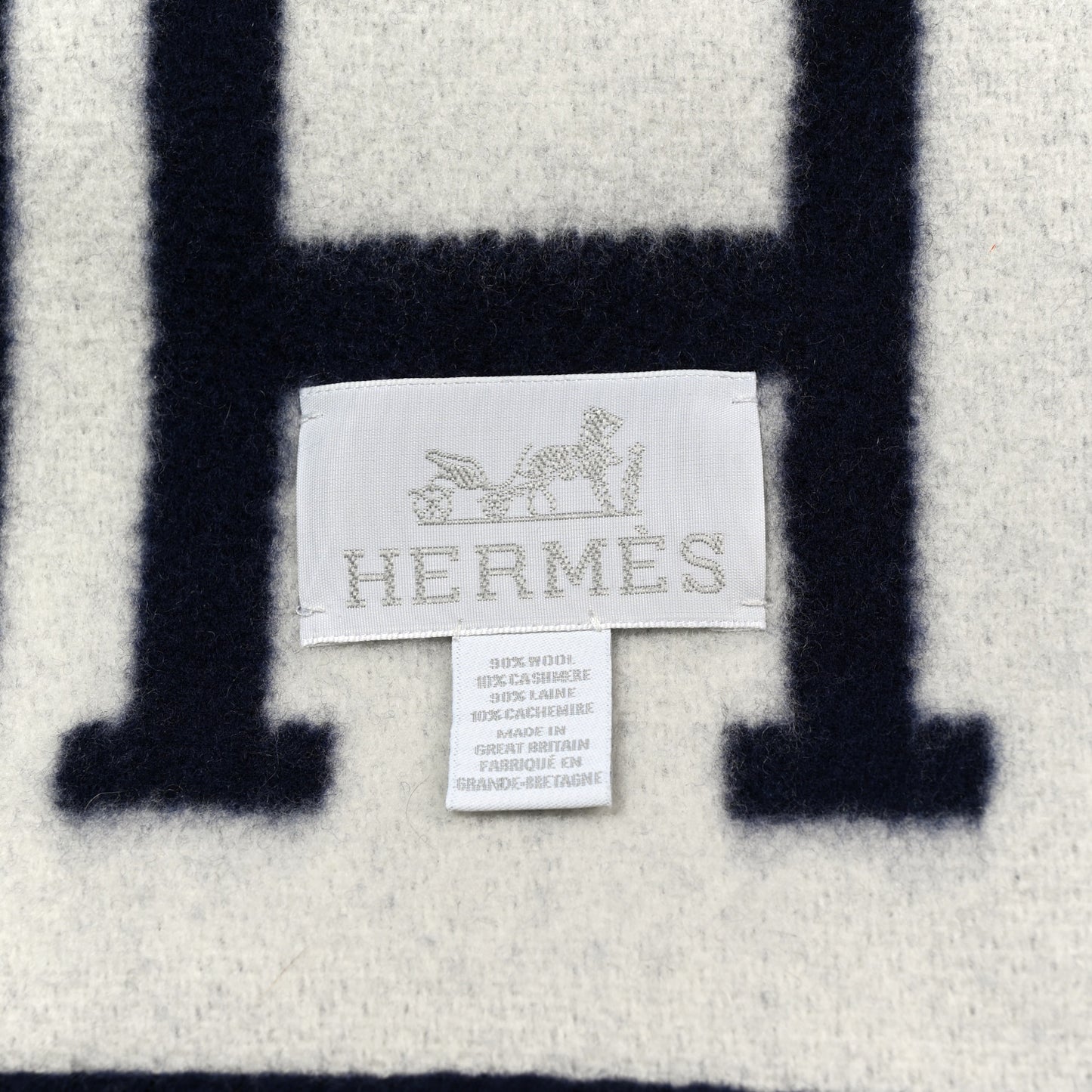 Wool Cashmere Avalon III Blanket Caban Ecru