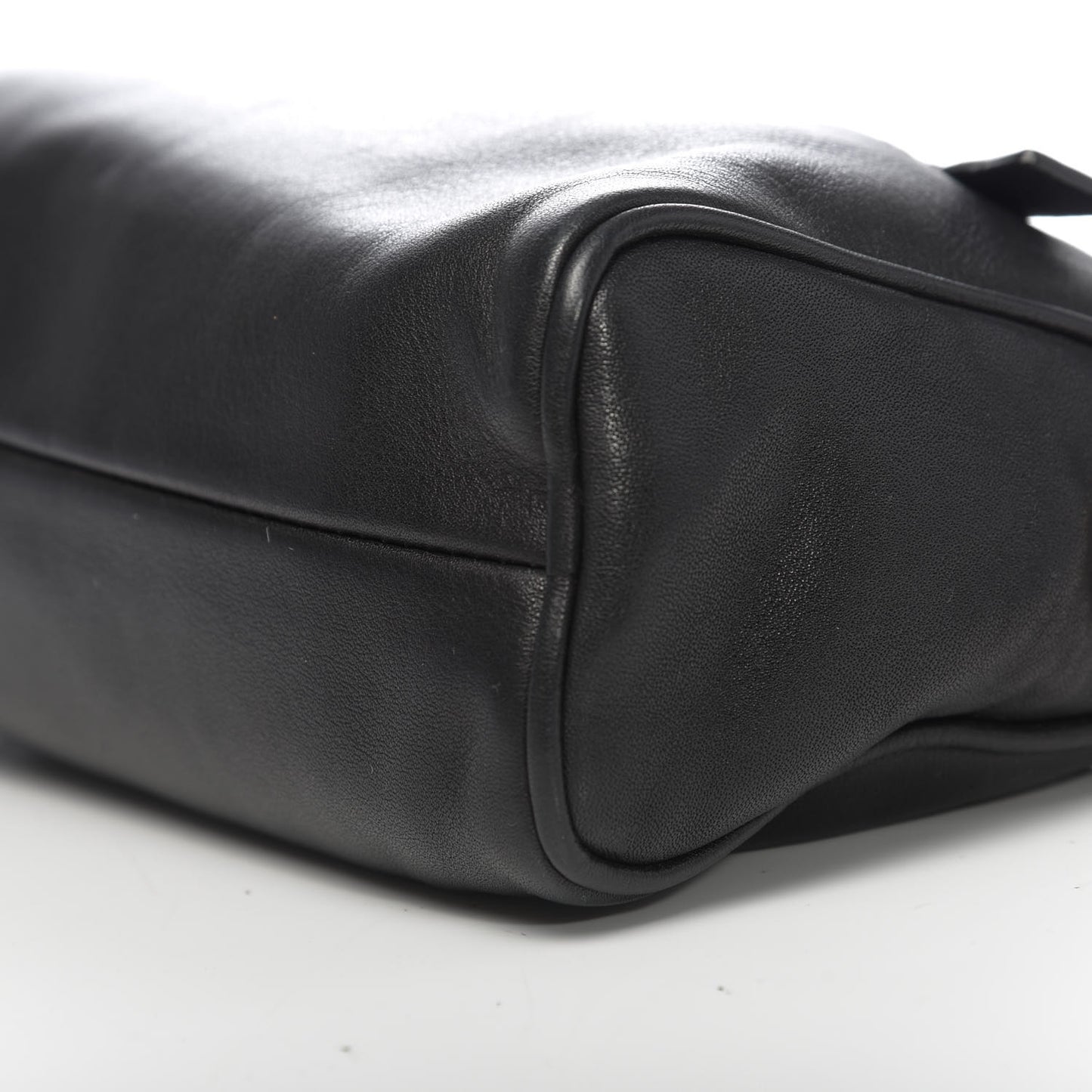 Soft Calf Chain Shoulder Bag Black