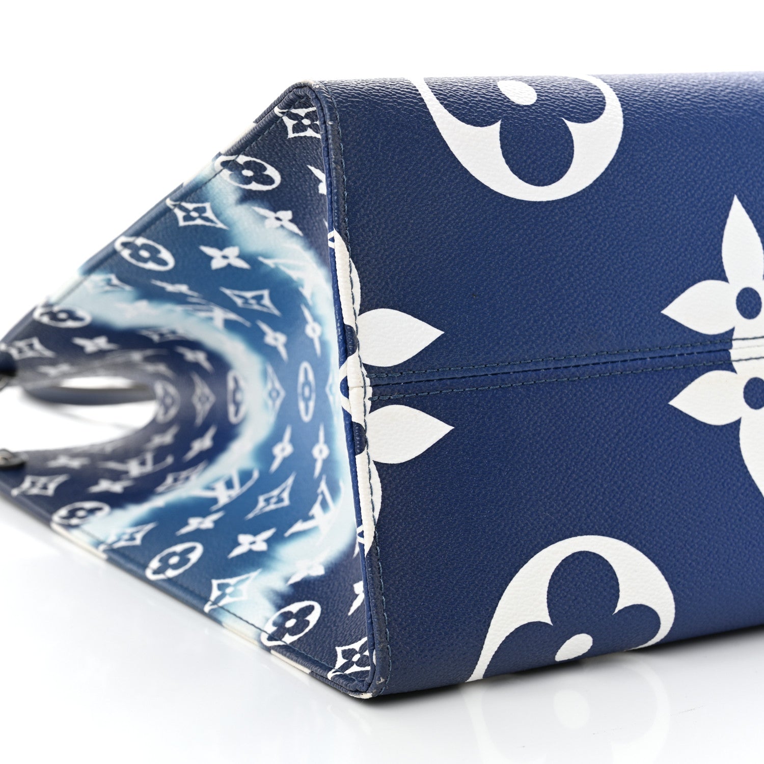 Louis Vuitton Monogram Escale Onthego GM Blue 8 of 13