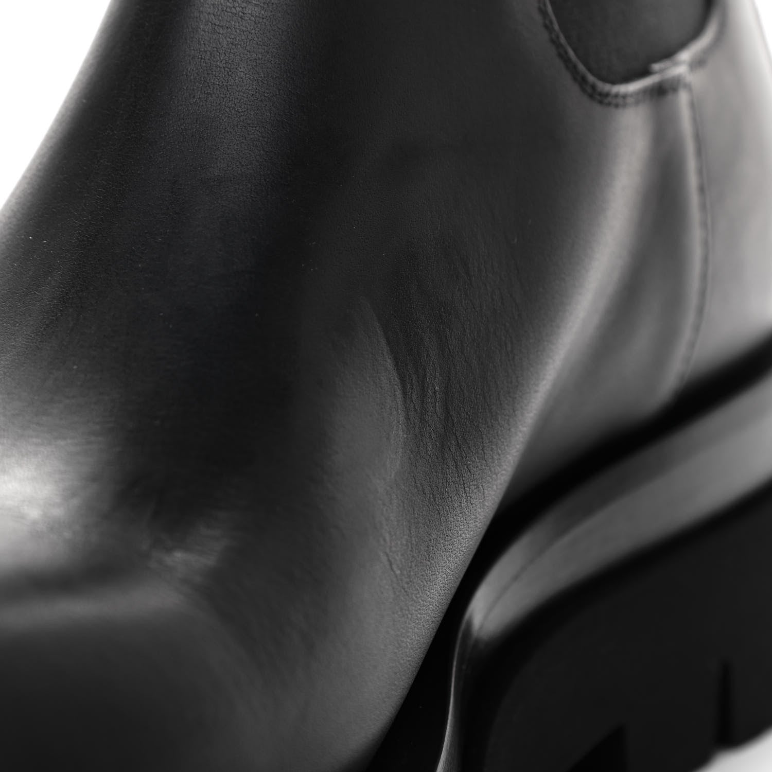 Bottega Veneta Calfskin The Lug Chelsea 55mm Boots 40 Black 10 of 14